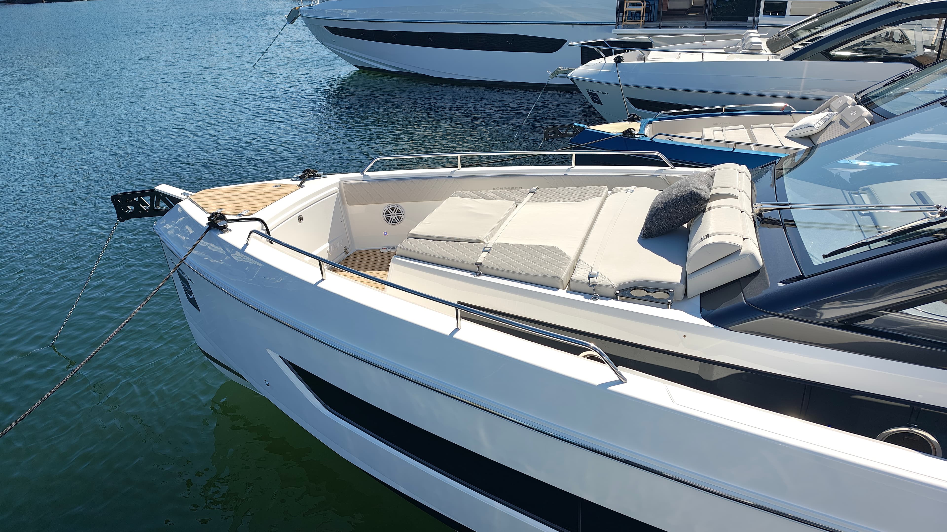 2026 Schaefer Yachts V44 for Sale in Balearic Islands, ES Walk-around Boats 3