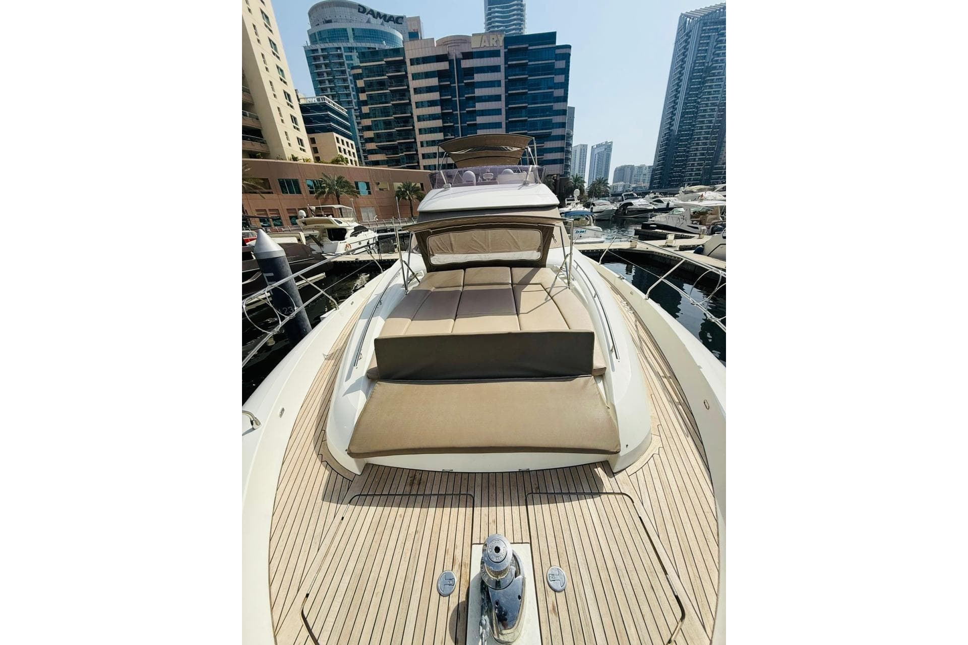 2013 Prestige 550 zum Verkauf in Dubai, AE Flybridge 5
