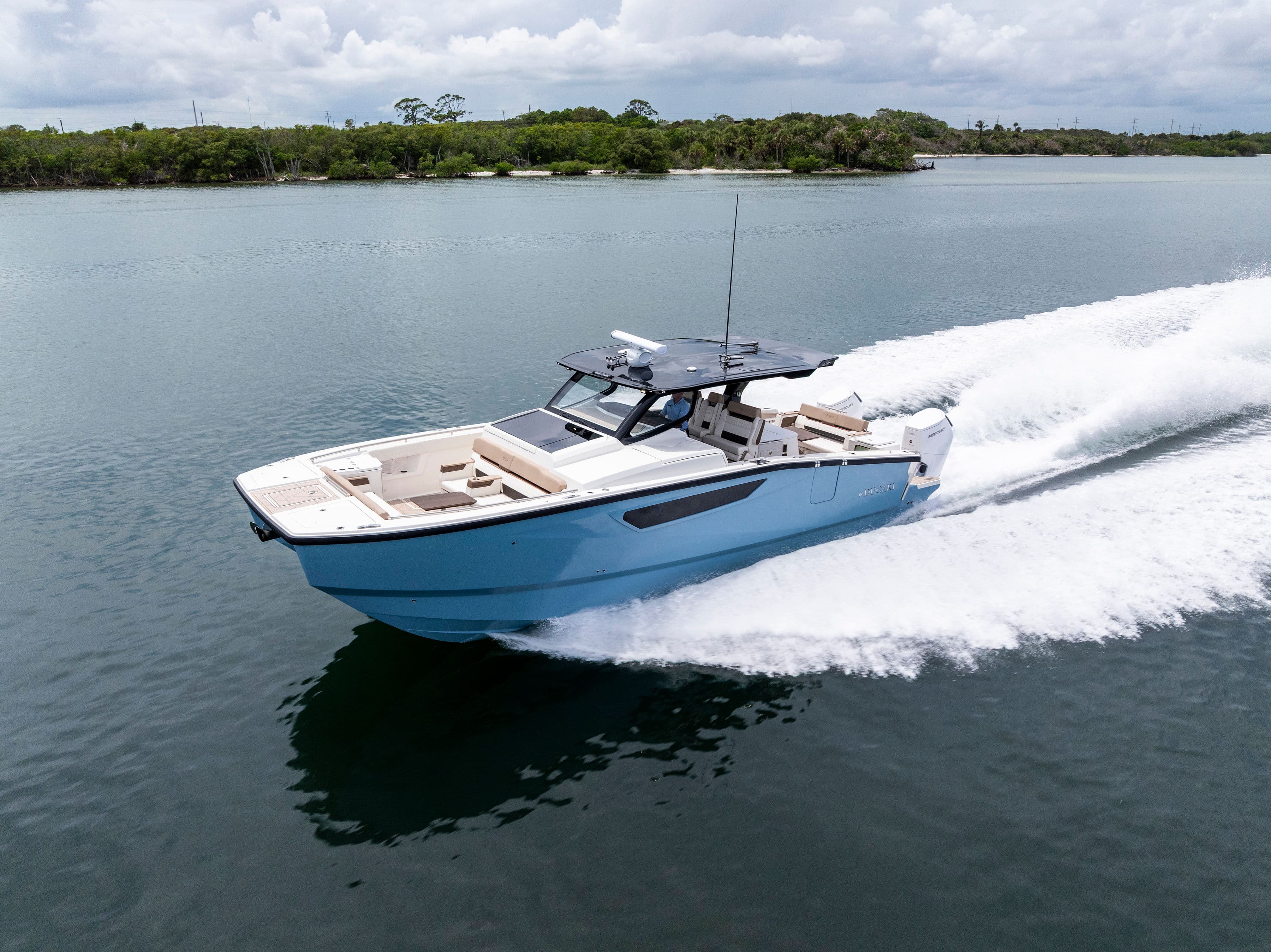 2027 Ducari Yachts 37XIV zum Verkauf in Dania, FL Power Catamarans 2