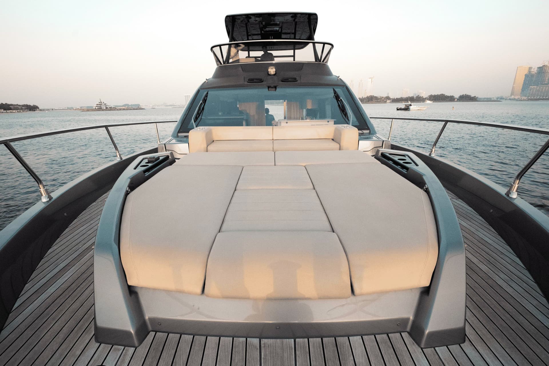 2021 Cranchi E52 F zum Verkauf in Dubai, AE Flybridge 2