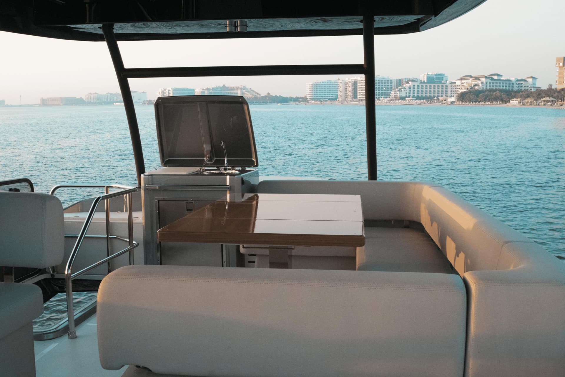 2021 Cranchi E52 F zum Verkauf in Dubai, AE Flybridge 4