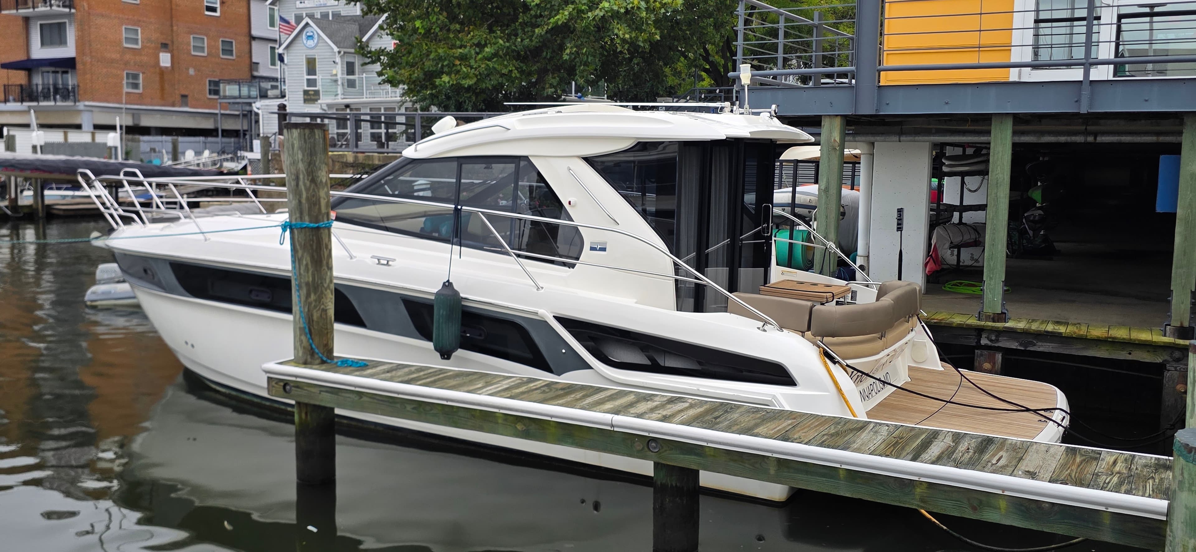 2015 Bavaria Yachts Sport 360 Hardtop a la venta en Annapolis, Maryland Motor Yacht 5