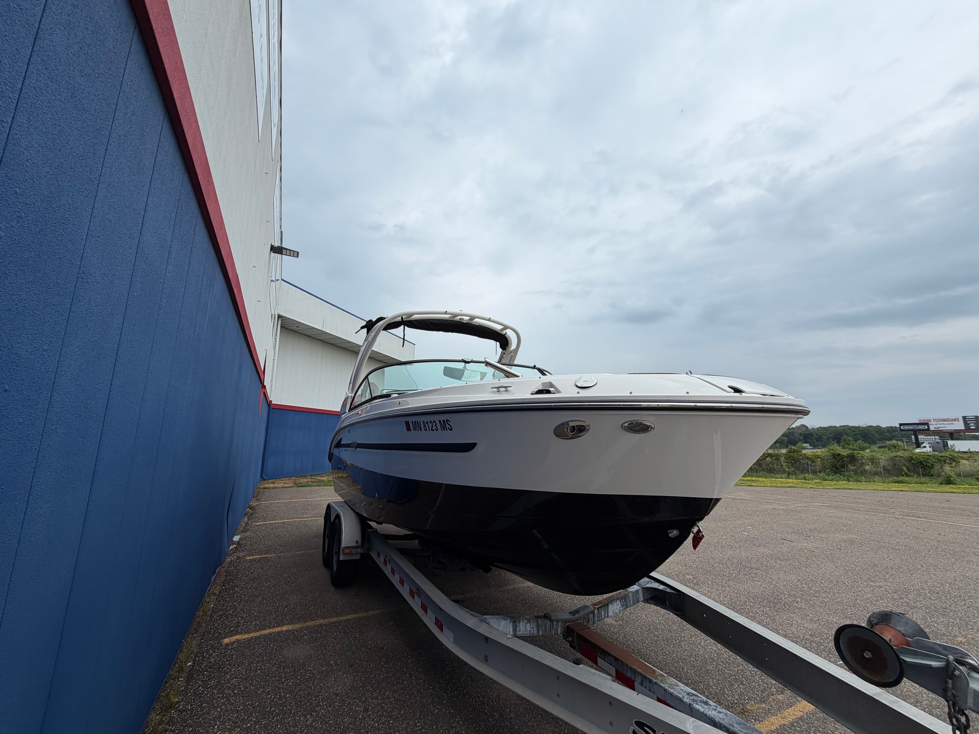 2025 Sea Ray SDX 250 Surf a la venta en Excelsior, Minnesota Bowrider 2