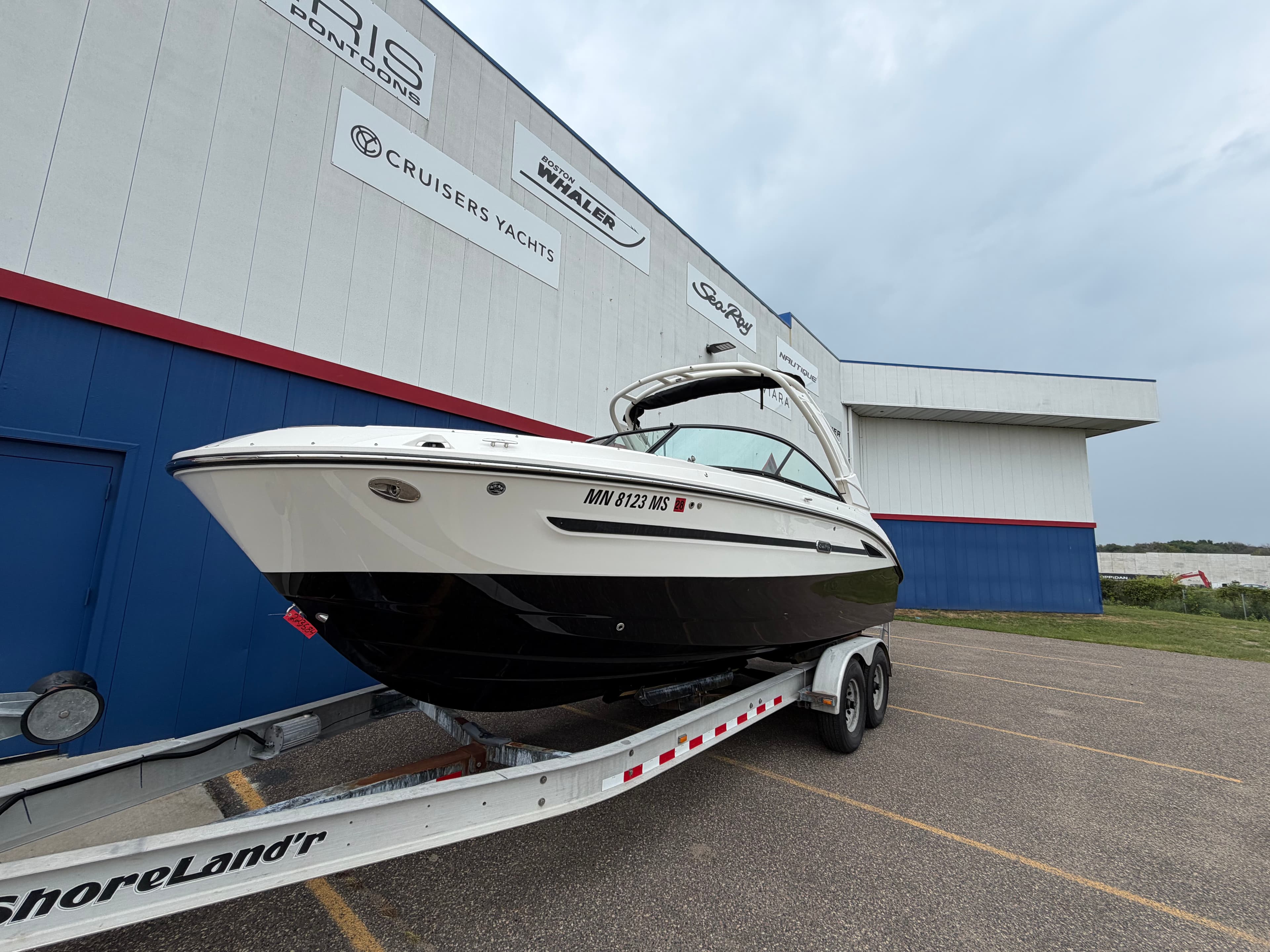 2025 Sea Ray SDX 250 Surf a la venta en Excelsior, Minnesota Bowrider 4