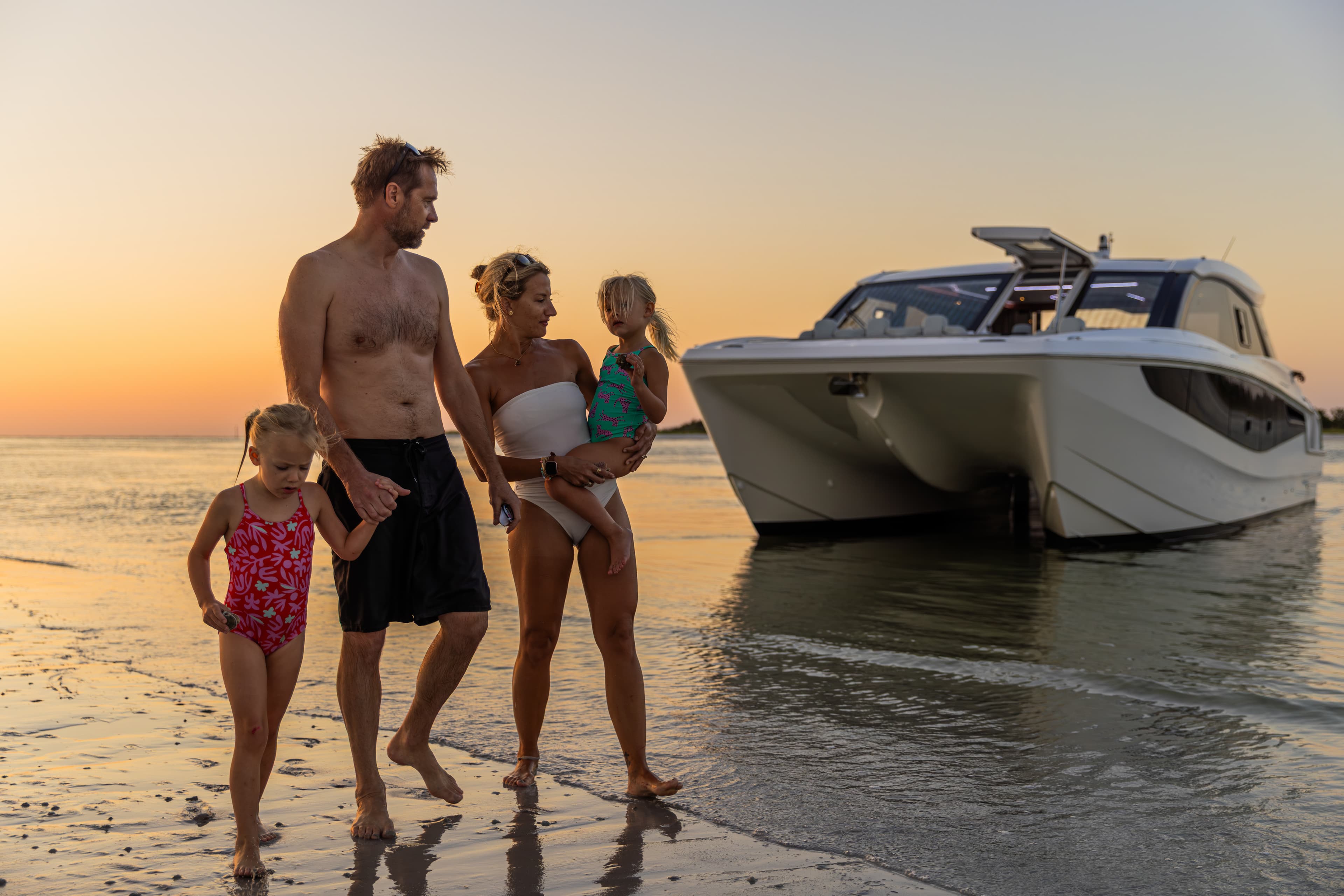 2026 Aquila 46 Coupe for Sale in Pueblo Mascarat, ES Power Catamarans 2