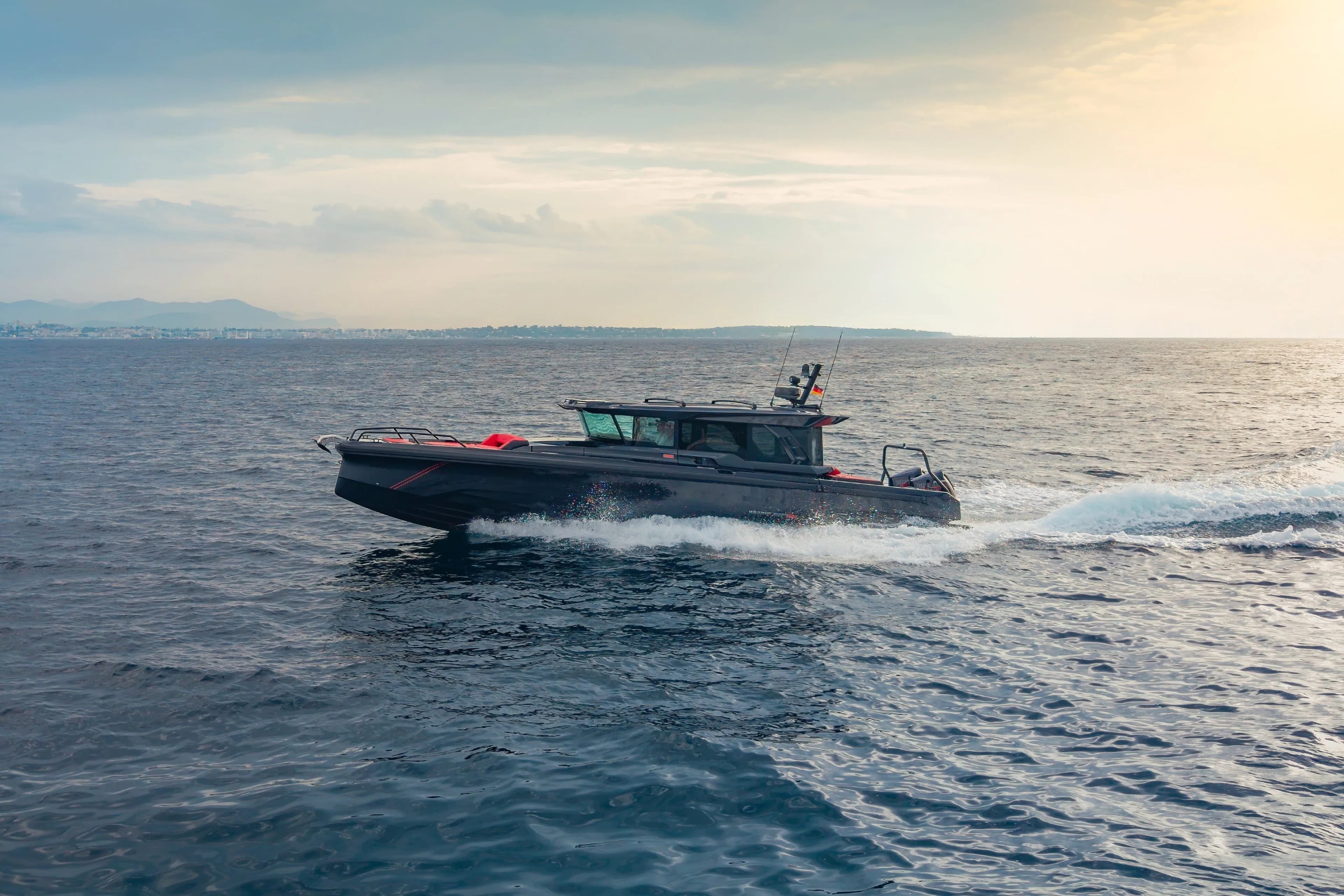 2027 Brabus Marine Shadow 1000 XC Cross Cabin Signature Edition te koop in San Diego, California Motor Yacht