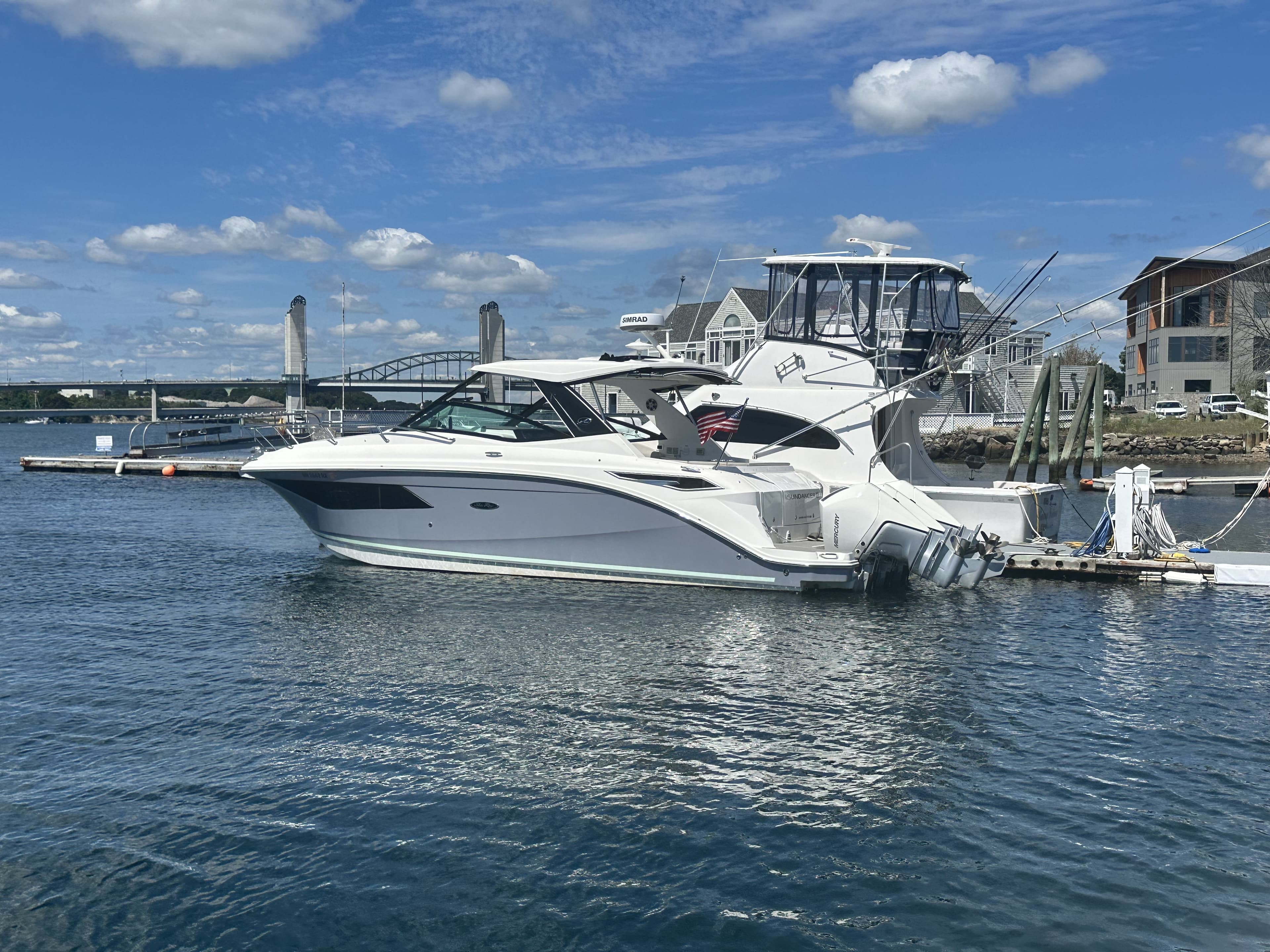2023 Sea Ray Sundancer 320 Outboard zum Verkauf in Kittery, ME Express Cruiser