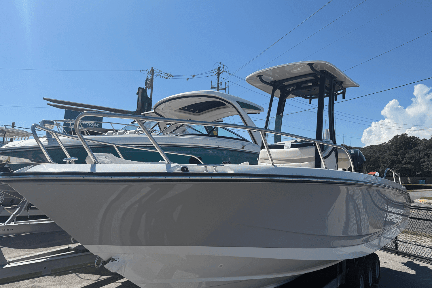 2026 Boston Whaler 250 Dauntless zum Verkauf in Panama City, FL Center Console 3