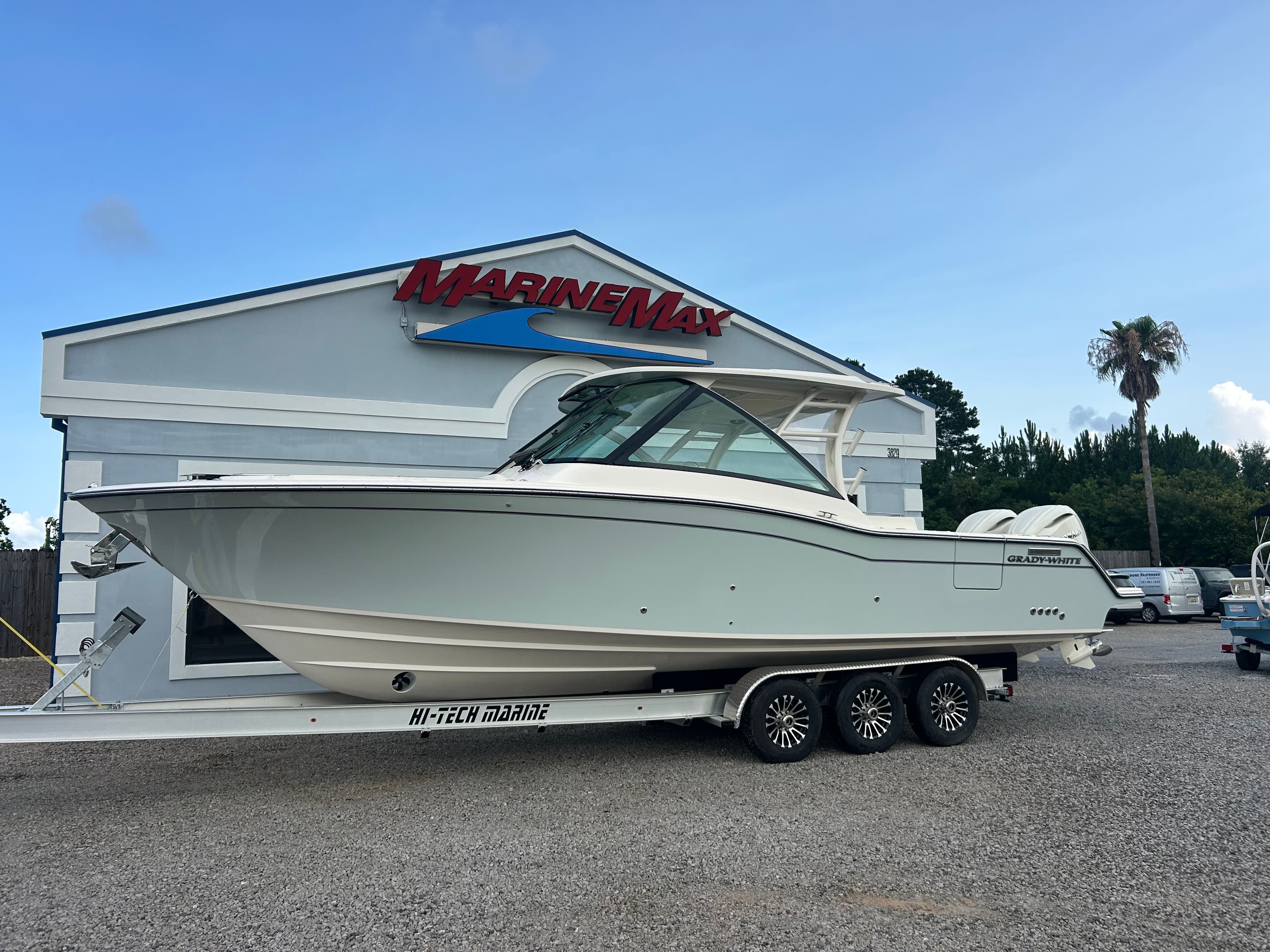 2026 Grady-White Boats Freedom 325 for Sale in Gulf Shores, AL Bowrider 4