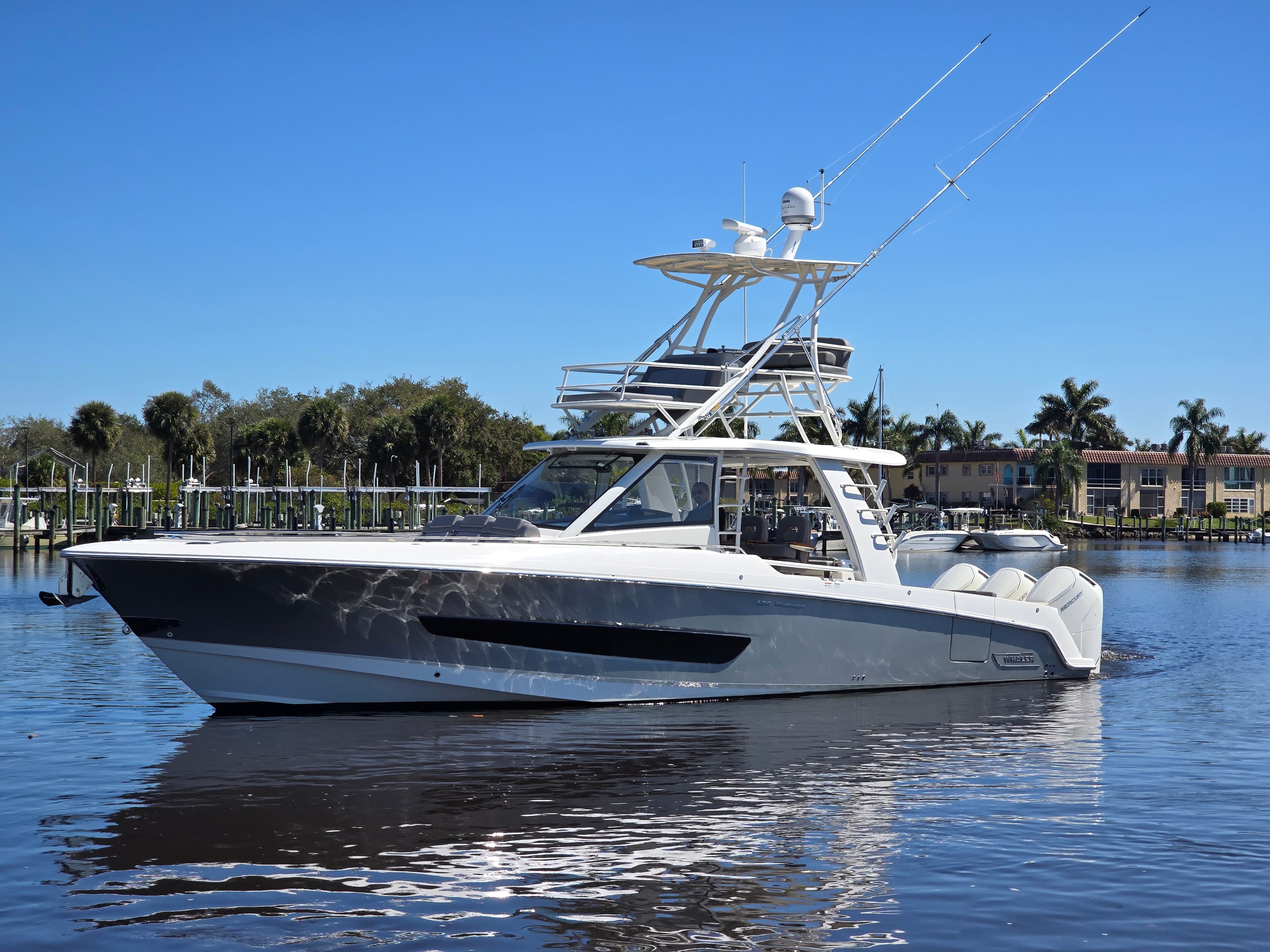 2023 Boston Whaler 420 Outrage for Sale in Stuart, Florida Sport Fishing 4