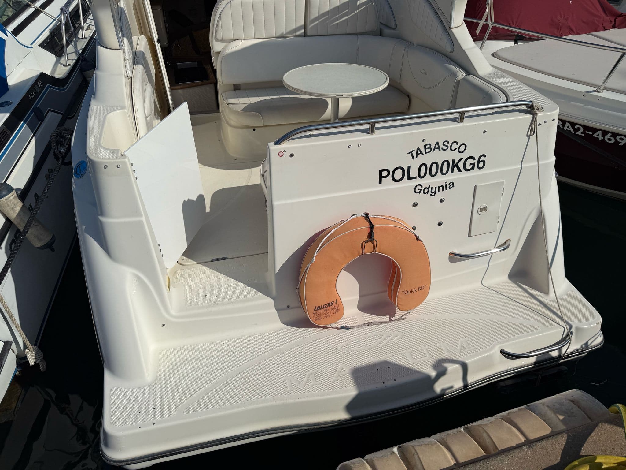 1999 Maxum 2700 zum Verkauf in El Masnou, ES Sport Cruiser 2