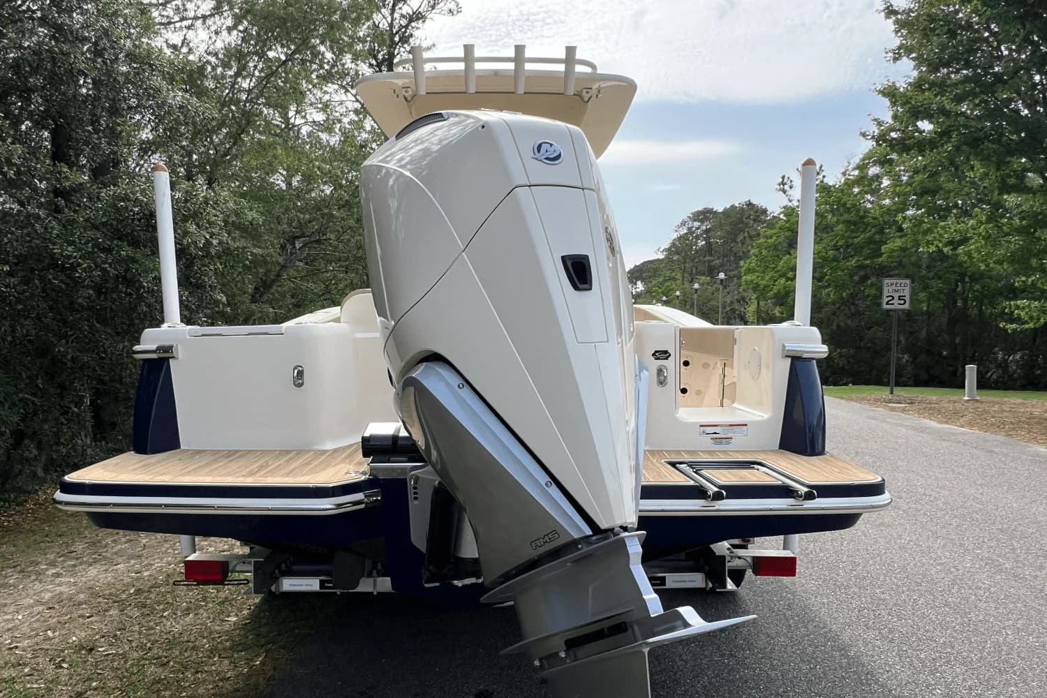 2025 Scout Boats 240 XSF zum Verkauf in Westbrook, Connecticut Center Console 2