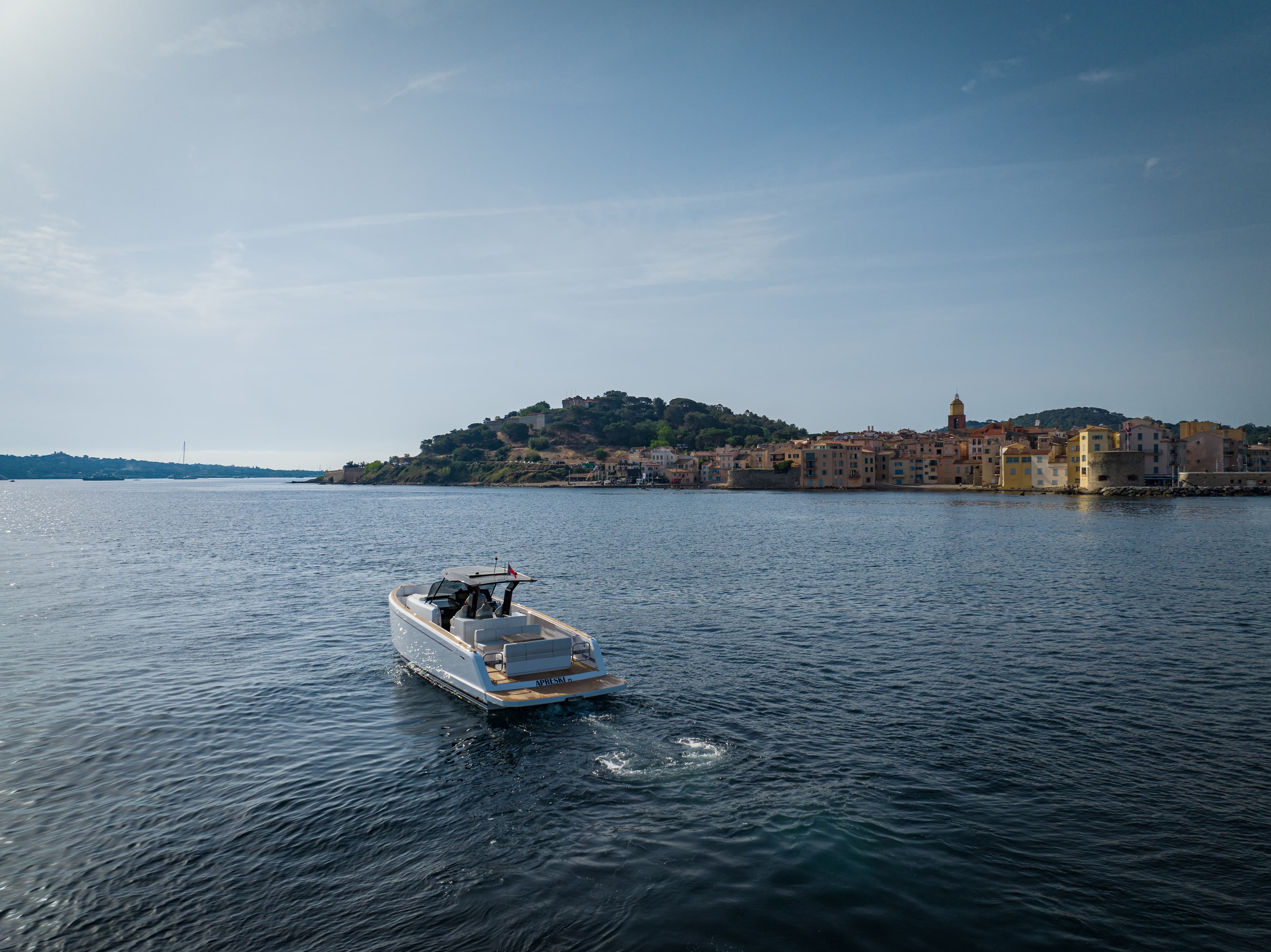 2020 Pardo Yachts P38 for Sale in Cogolin, FR Walk-around Boats 3