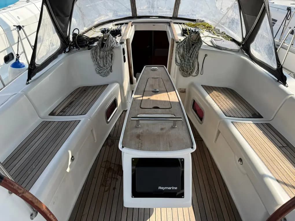 2008 Beneteau Oceanis 40 zum Verkauf in Altea, ES Sloop 4