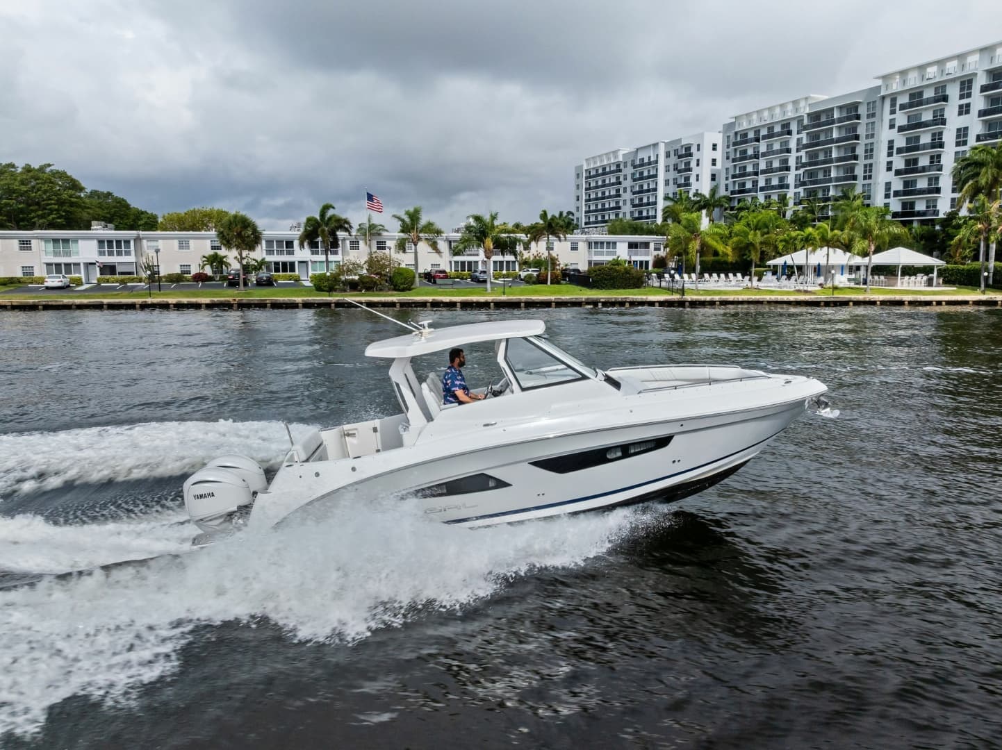 2022 Regal 33 SAV zum Verkauf in Pompano Beach, Florida Center Console 5