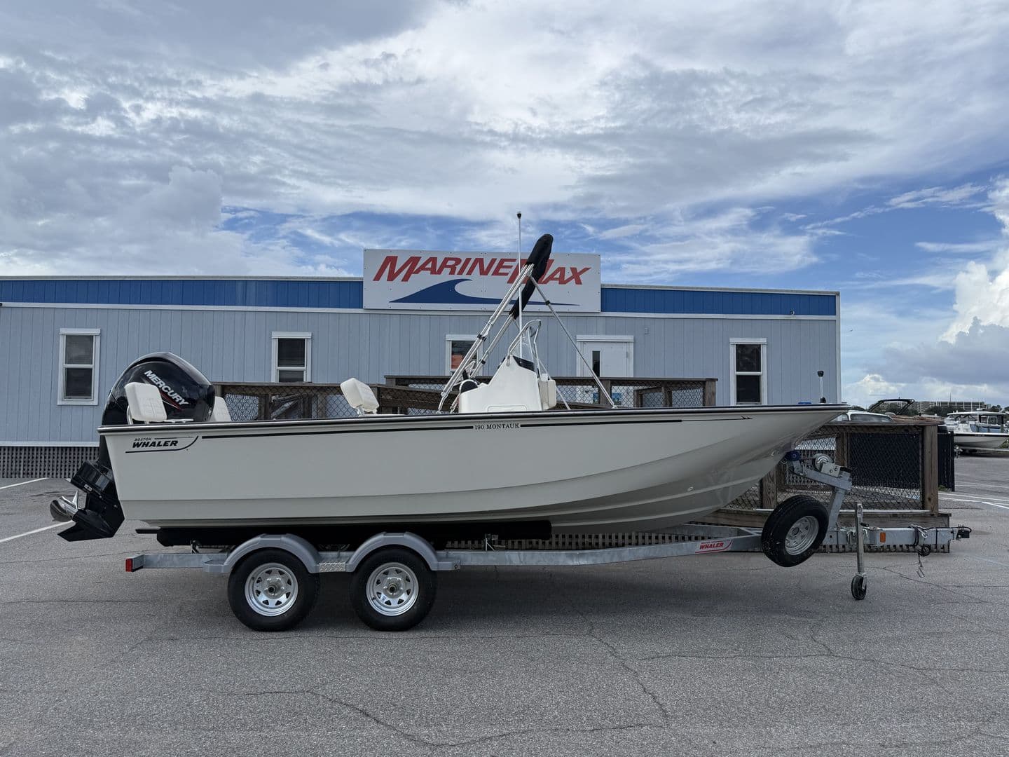 2027 Boston Whaler 190 Montauk zum Verkauf in Fort Walton Beach, Florida Center Console
