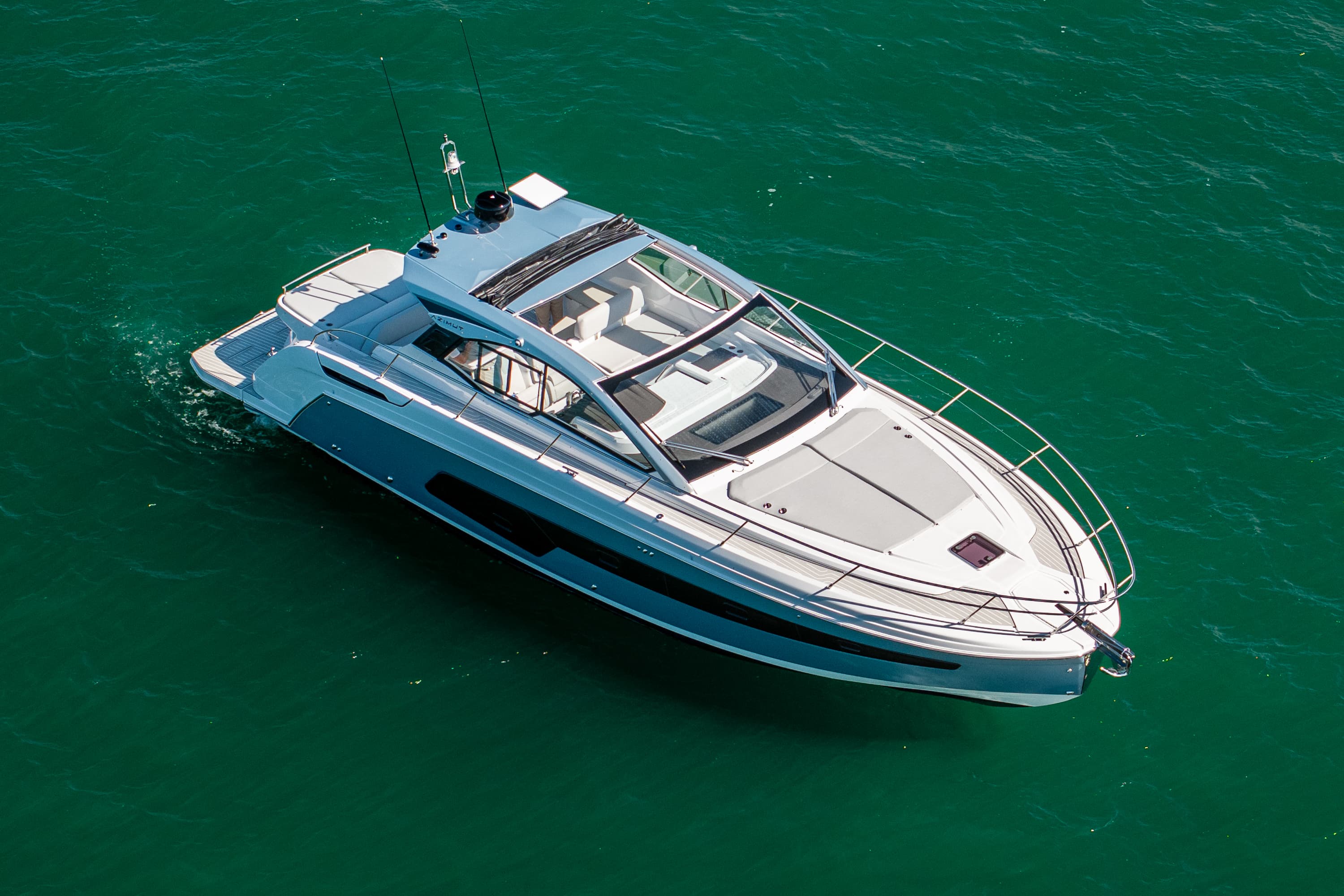 2027 Azimut Atlantis 45 in vendita a Fort Myers, FL Sport Cruiser 4
