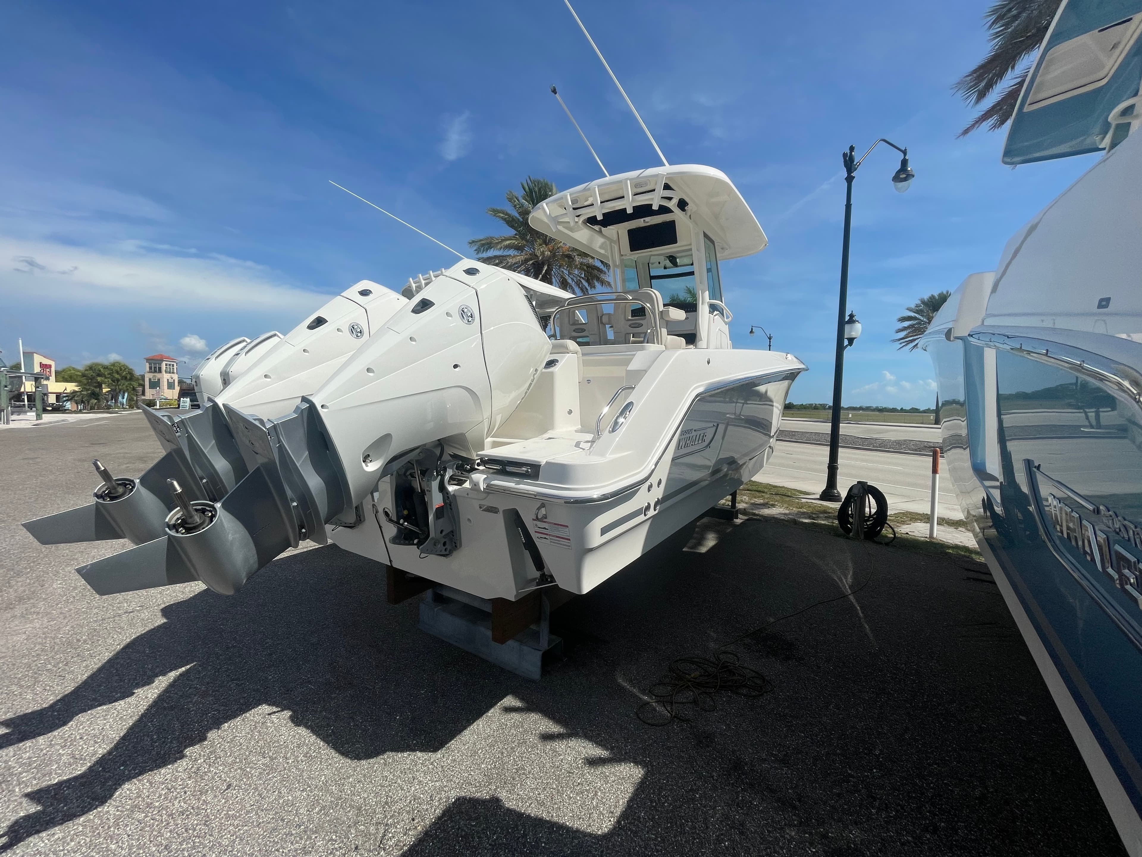 2026 Boston Whaler 250 Outrage zum Verkauf in Venice, Florida Center Console 5