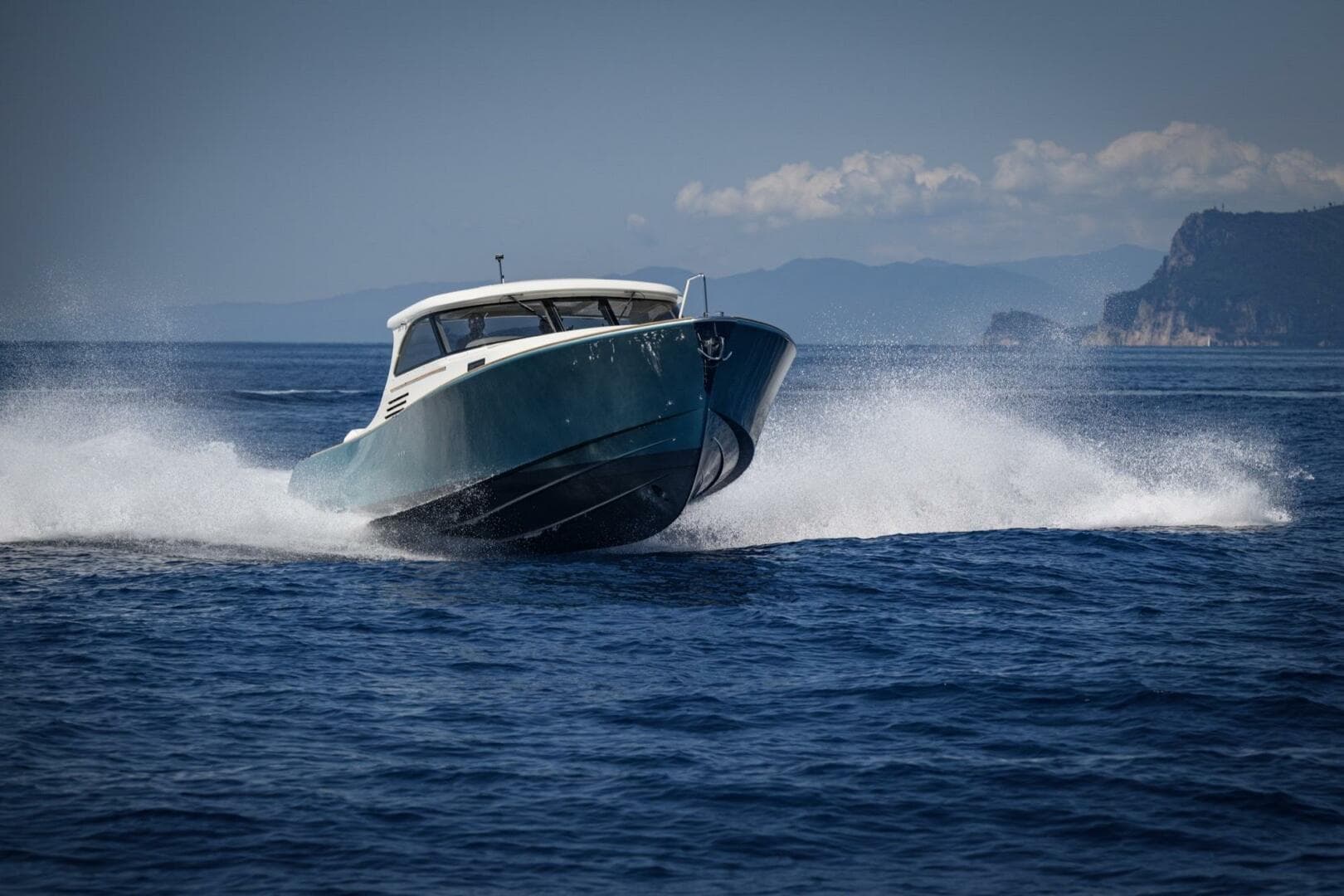 2025 Toy 39 Outboard for Sale in Porto di Savorna, IT Sport Cruiser 4