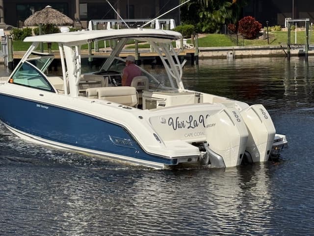 2023 Boston Whaler 320 Vantage zum Verkauf in Cape coral, FL Bowrider 5