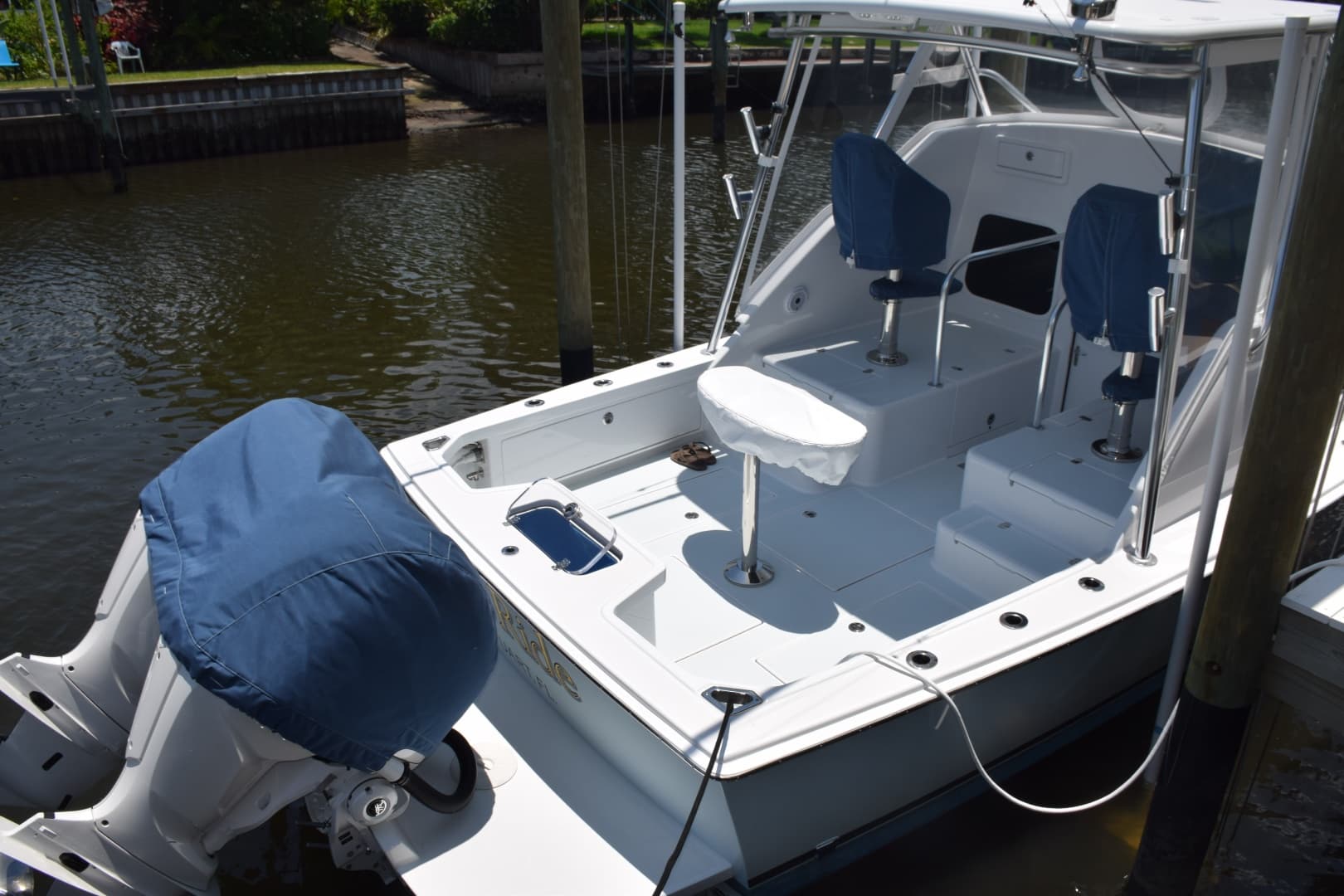 1962 Bertram 31 Express Cruiser te koop in Hobe Sound, Florida Express Cruiser 3