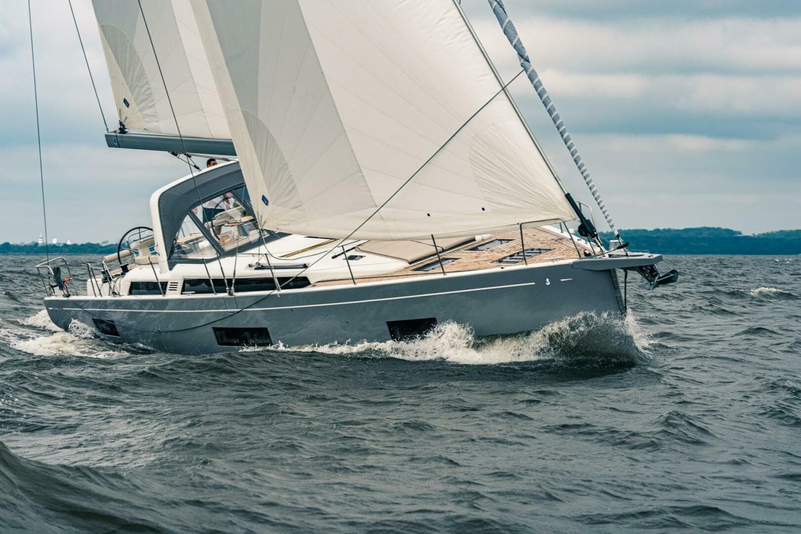 2027 Beneteau Oceanis Yacht 54 for Sale in South Dartmouth, Massachusetts Monohull 2