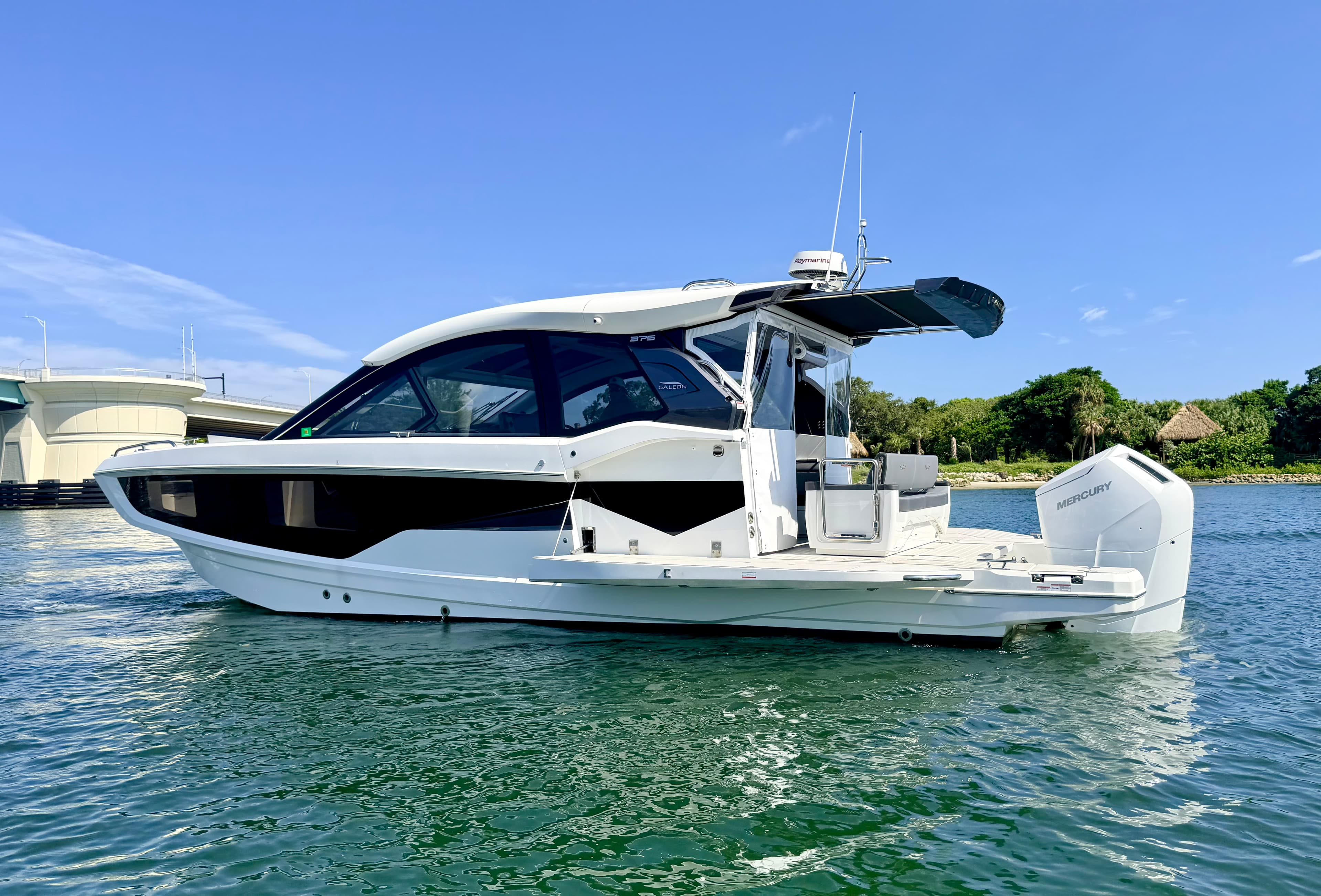 2025 Galeon Yachts 375 GTO for Sale in Jupiter, Florida Sport Cruiser 5