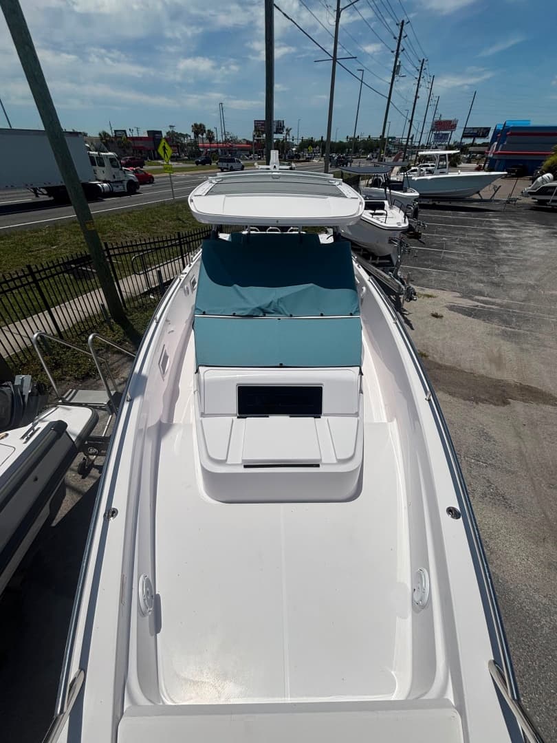 2024 Axopar 37 Sun-Top for Sale in Stuart, Florida Walk-around Boats 4