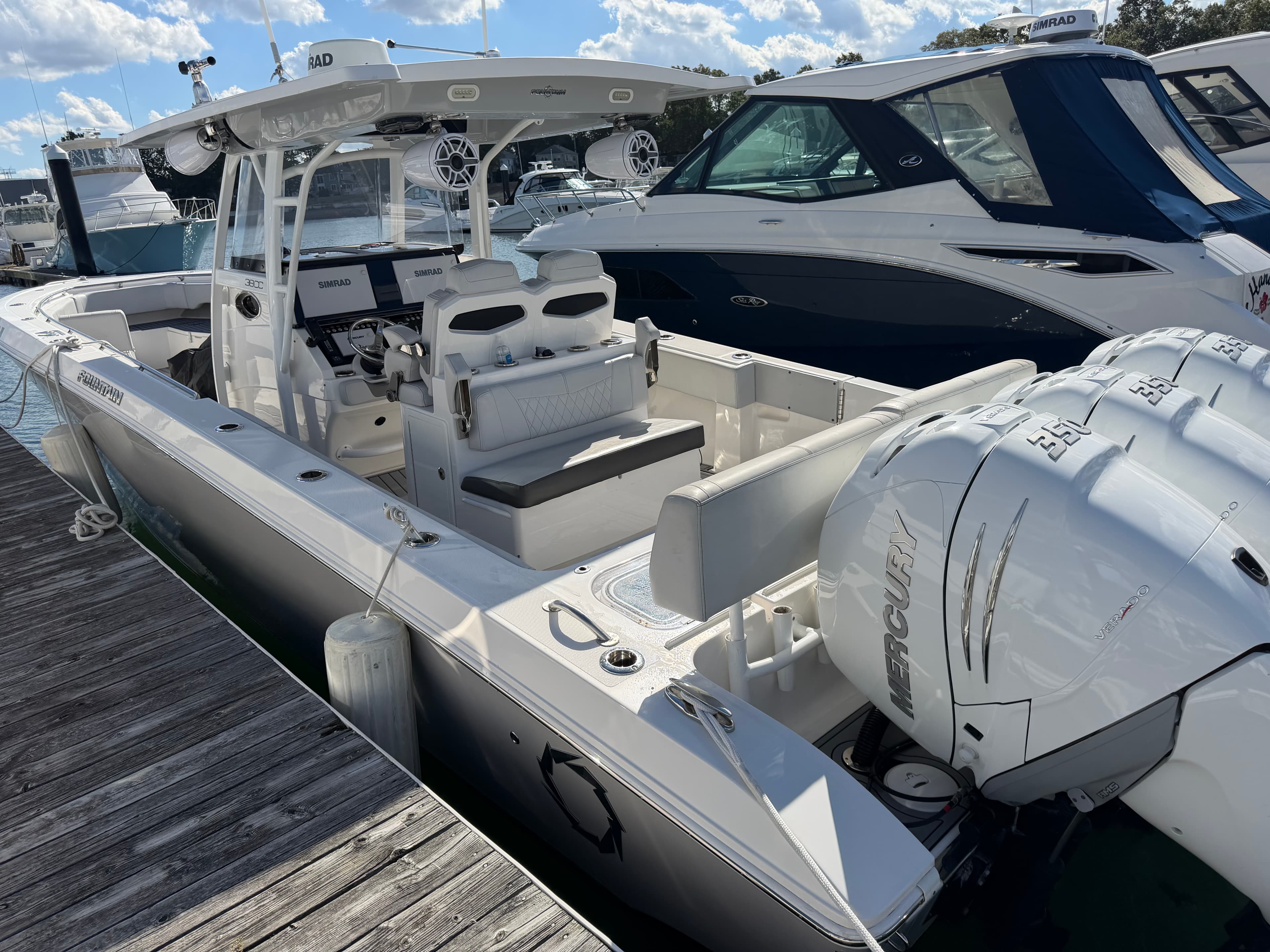 2020 Fountain Powerboats 38CC zum Verkauf in Quincy, MA Center Console 4