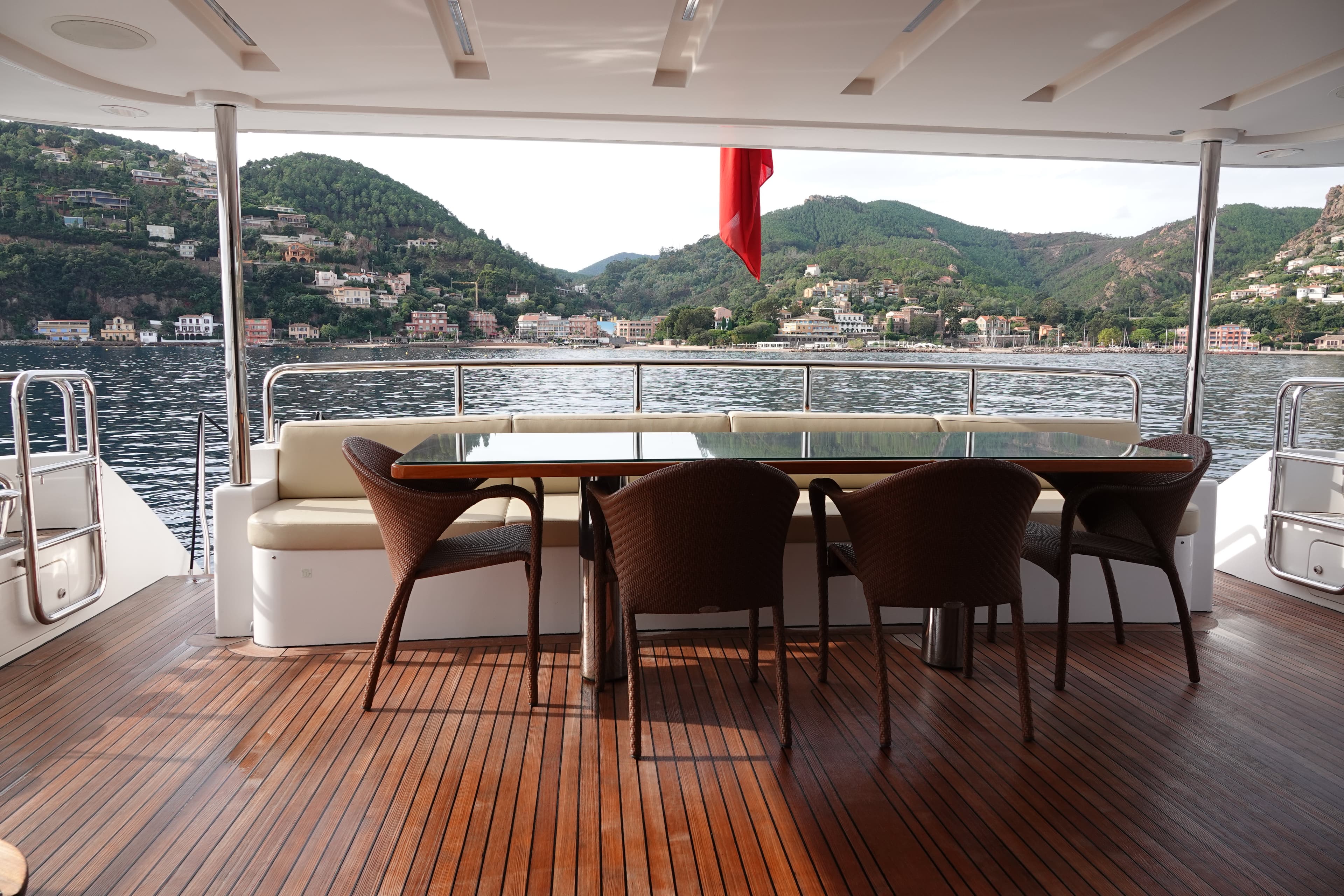 2013 Benetti Delfino 93 in vendita a Cannes, FR Motor Yacht 3