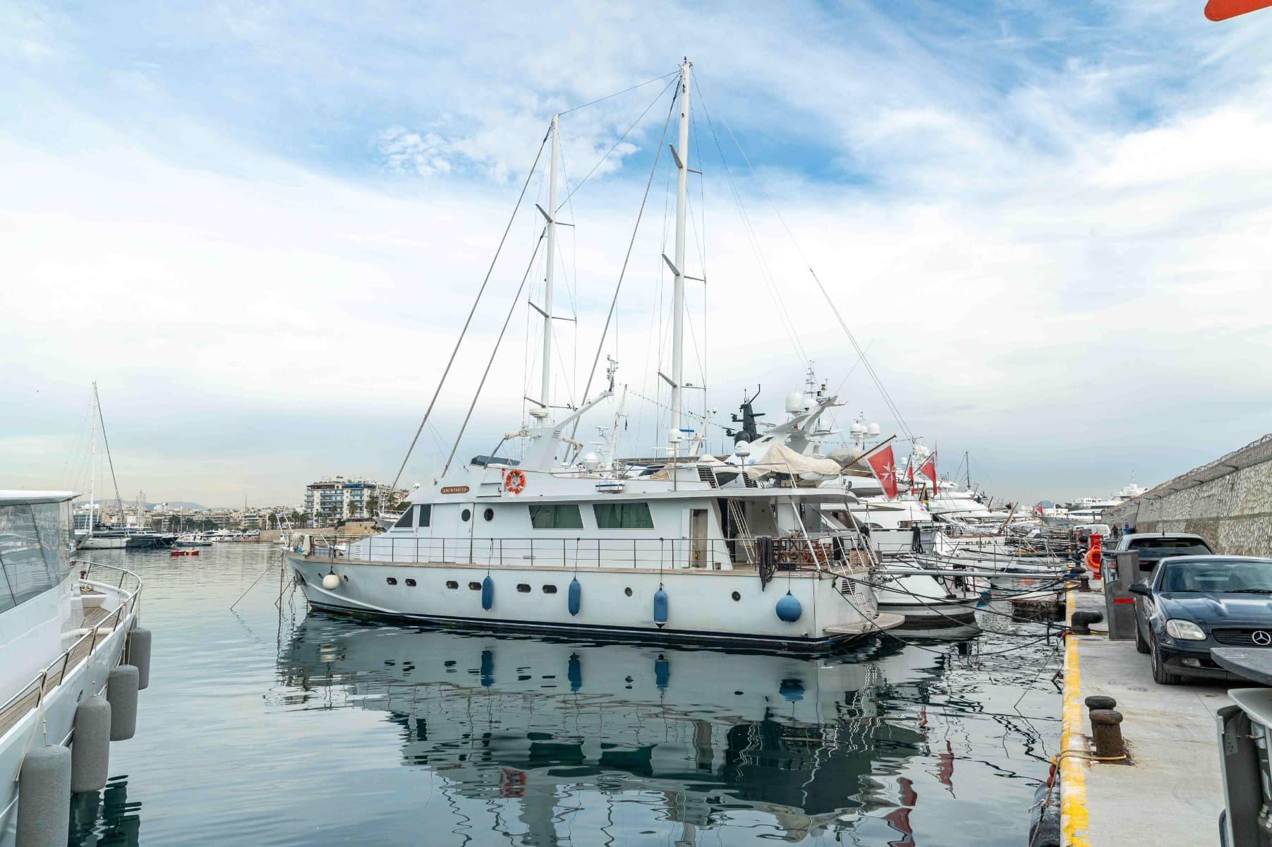 1981 Hellenic Shipyards S.A. 82 for Sale in Piraeus, GR Motor Yacht