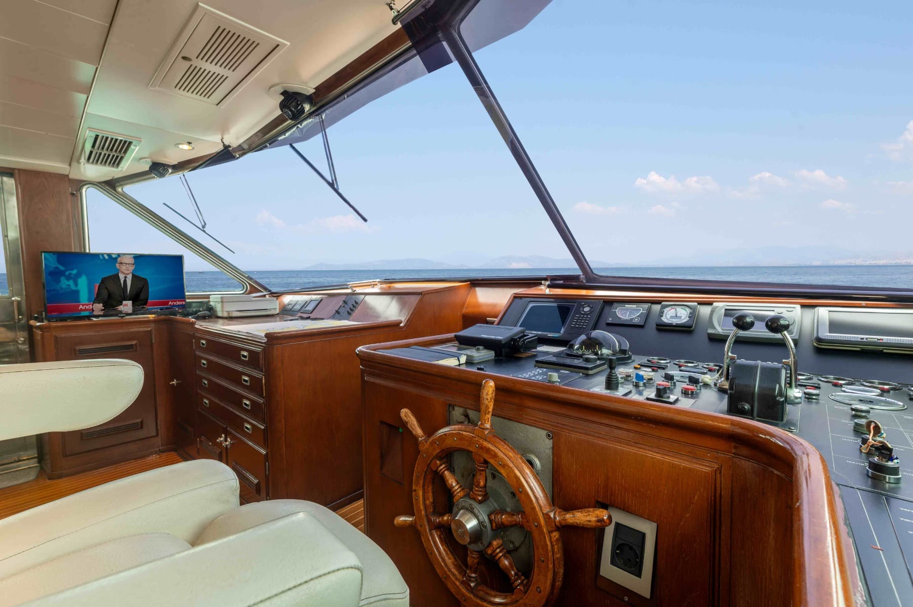 1981 Hellenic Shipyards S.A. 82 a la venta en Piraeus, GR Motor Yacht 5