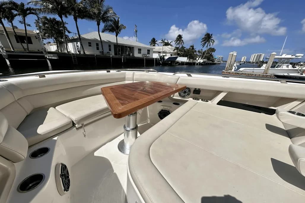 2019 Boston Whaler 350 Realm for Sale in West Palm Beach, Florida Bowrider 4