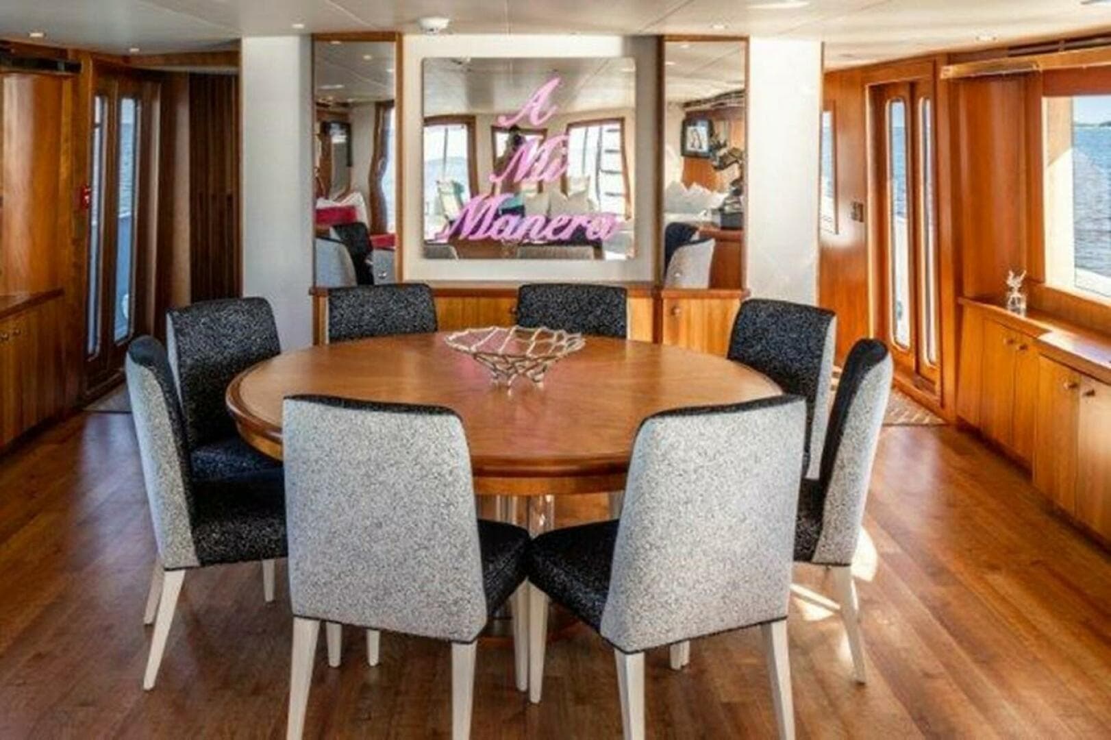 2003 Hatteras 100 Motor Yacht for Sale in Boca Raton, Florida Motor Yacht 4