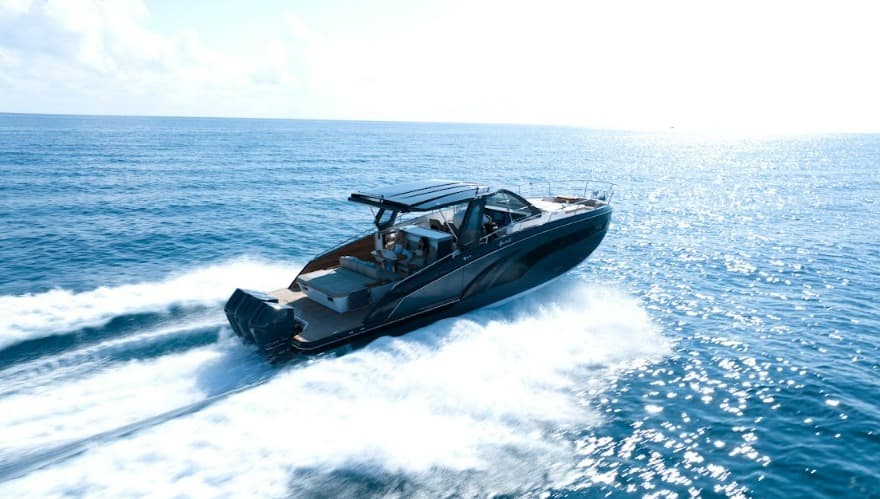 2027 Hanover Yachts 447 zum Verkauf in Newport, Rhode Island Motor Yacht 3