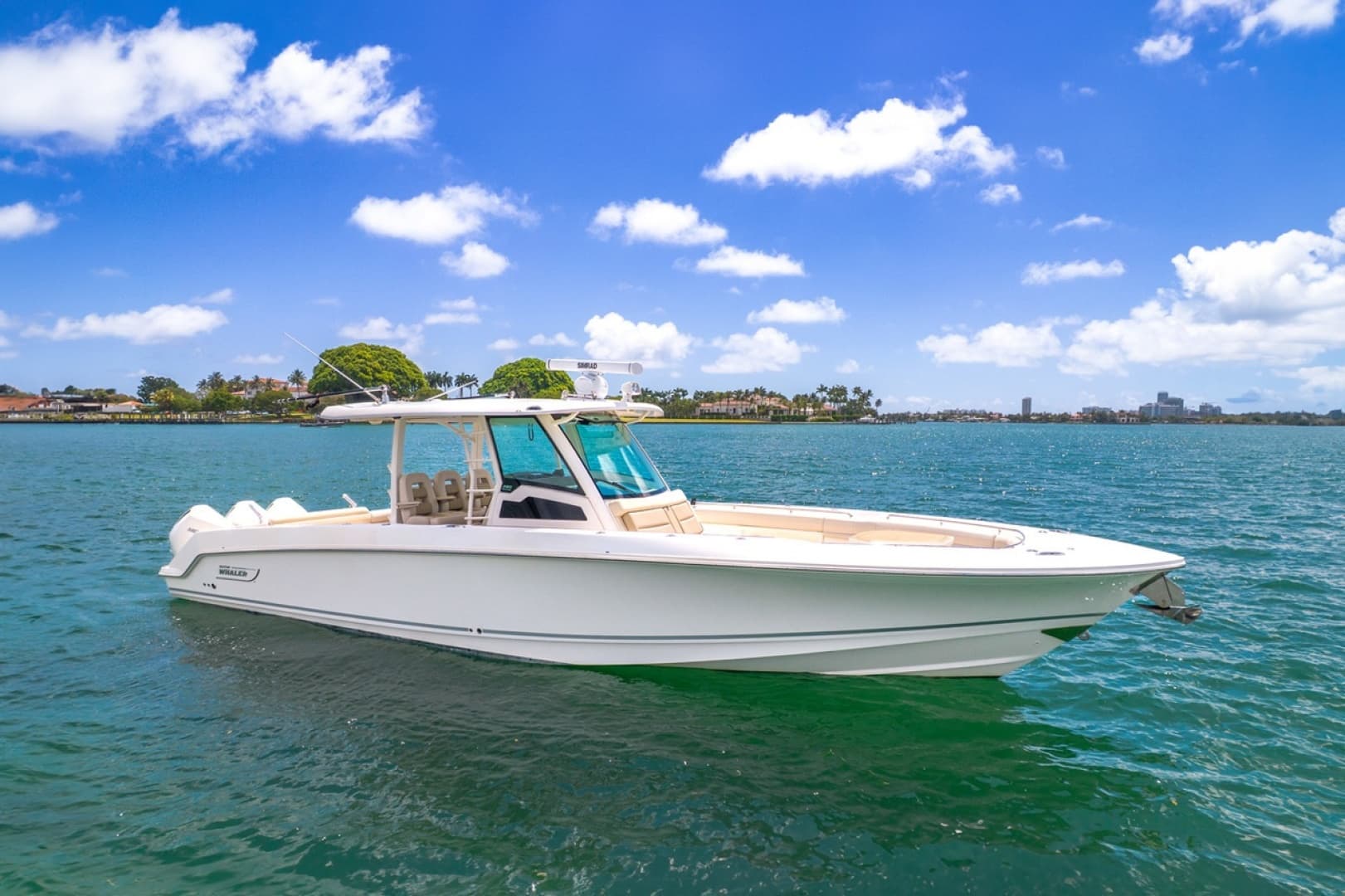 2020 Boston Whaler 380 Outrage for Sale in North Miami Beach, Florida Center Console