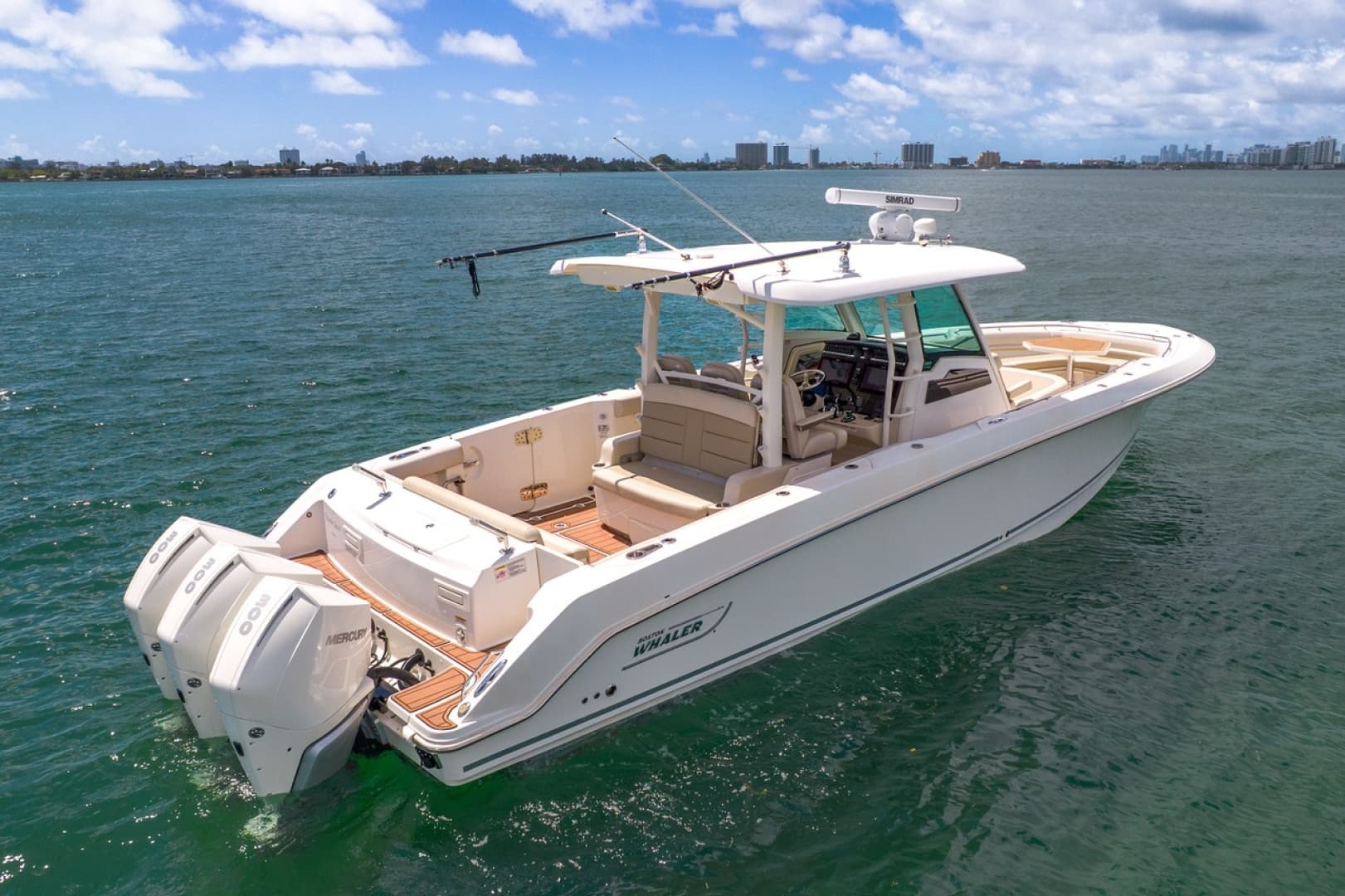 2020 Boston Whaler 380 Outrage for Sale in North Miami Beach, Florida Center Console 5