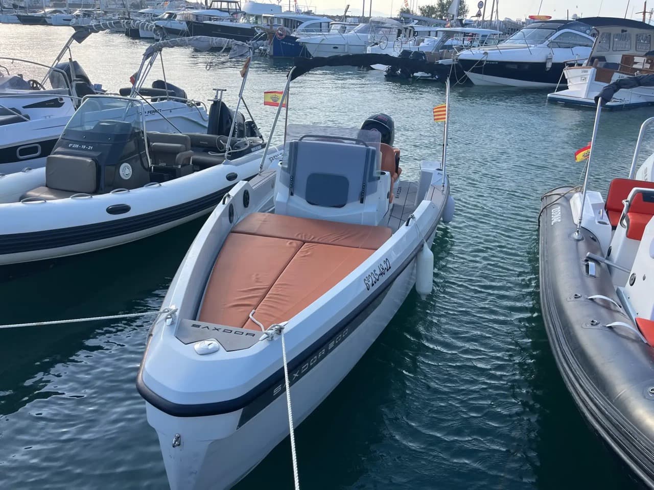 2022 Saxdor 200 zum Verkauf in Viladamat, ES Center Console