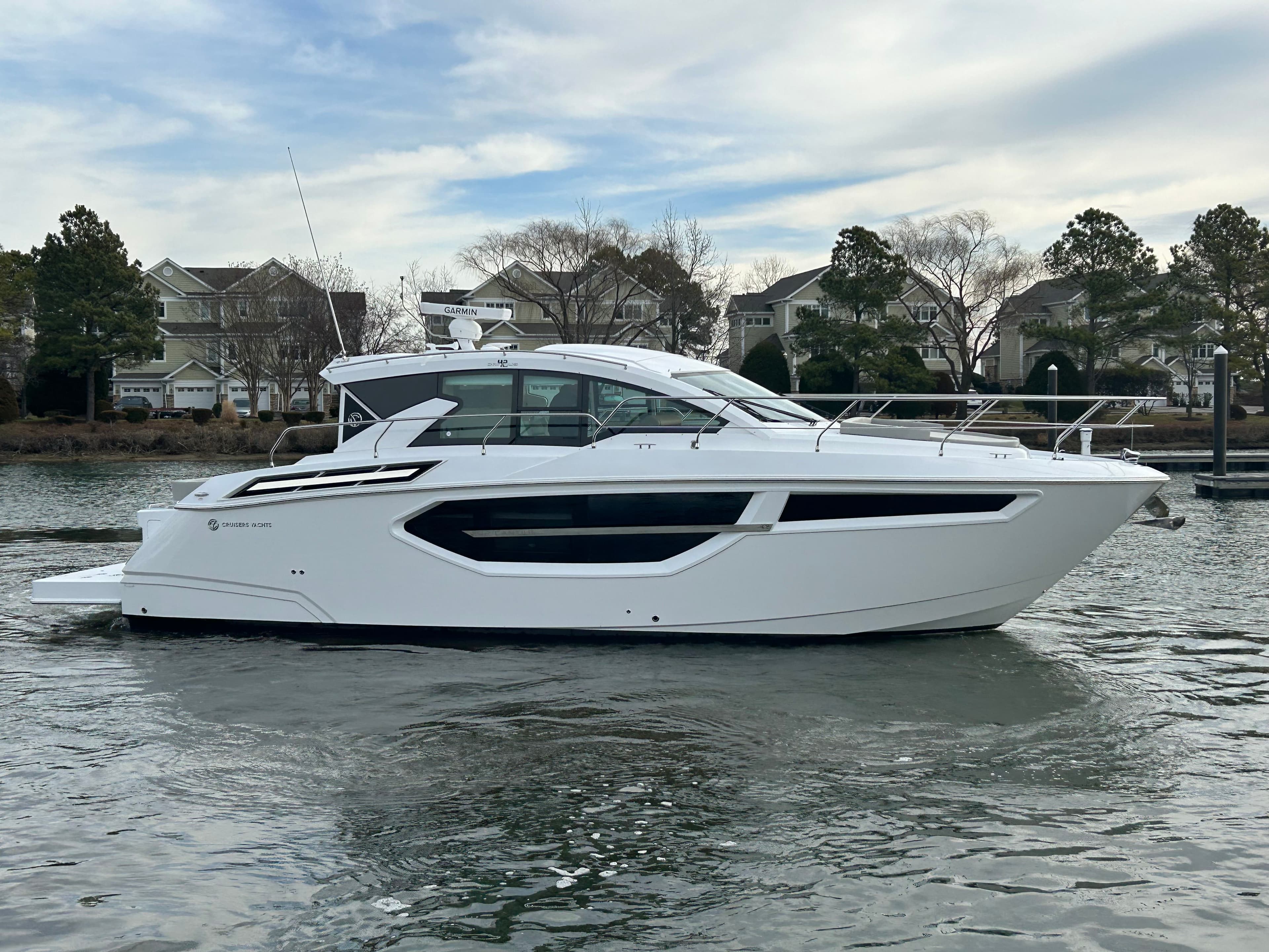 2026 Cruisers Yachts 42 Cantius for Sale in Grasonville, MD Express Cruiser