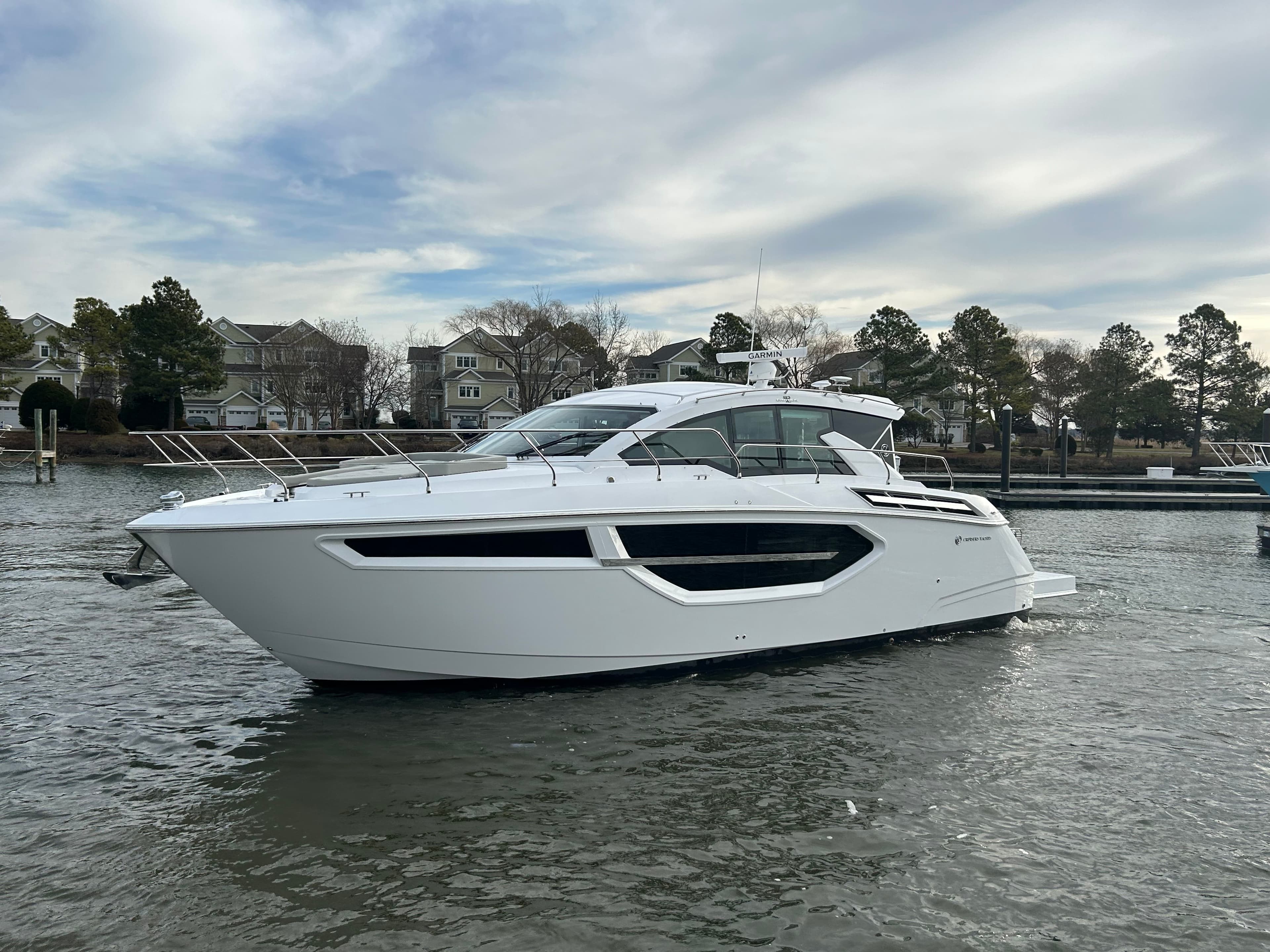 2026 Cruisers Yachts 42 Cantius for Sale in Grasonville, MD Express Cruiser 5