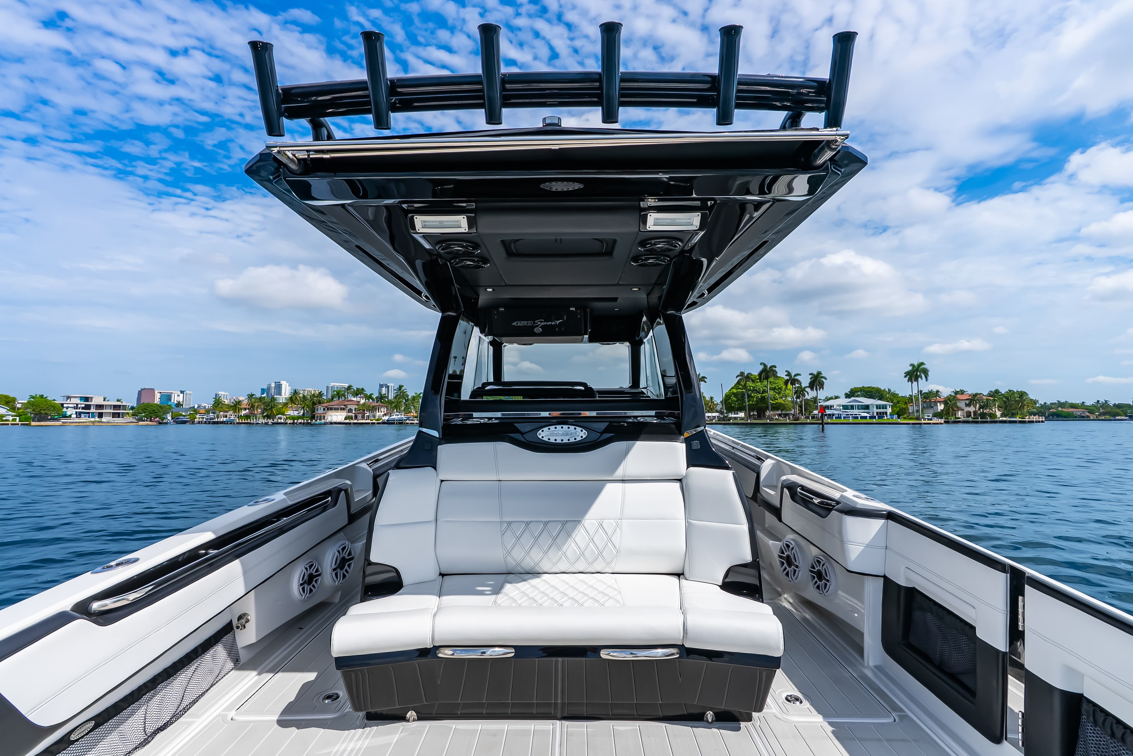 2024 Nor-Tech 450 Sport for Sale in Dania Beach, Florida Center Console 3