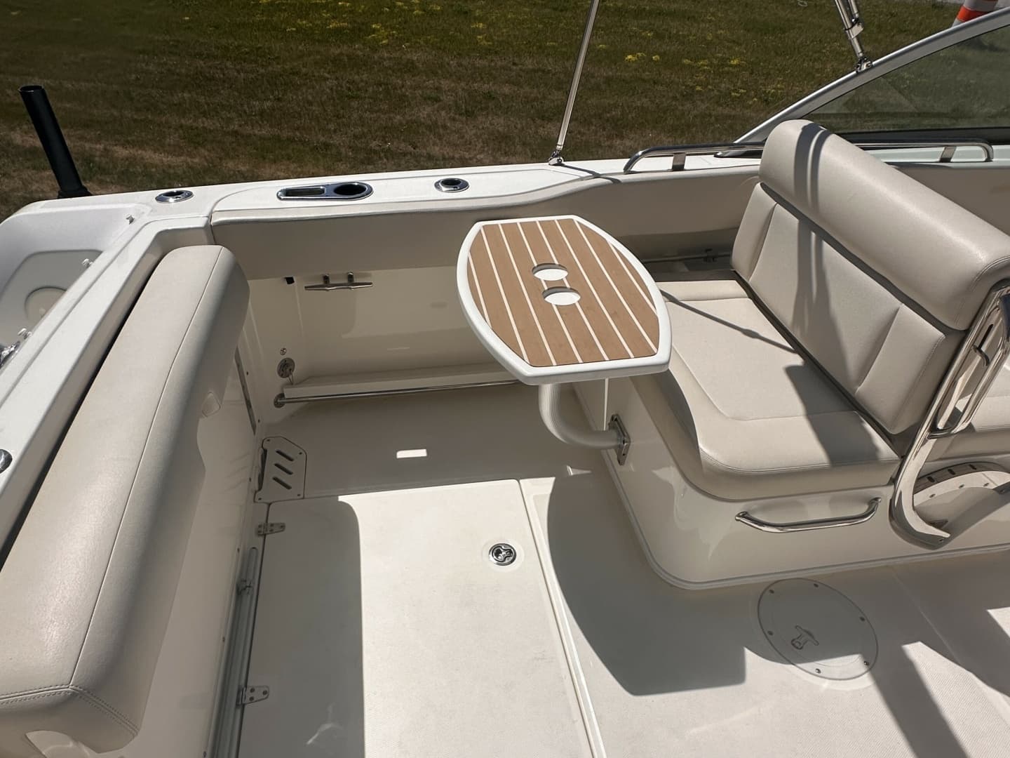 2017 Boston Whaler 230 Vantage a la venta en Traverse City, Michigan Dual Console 5