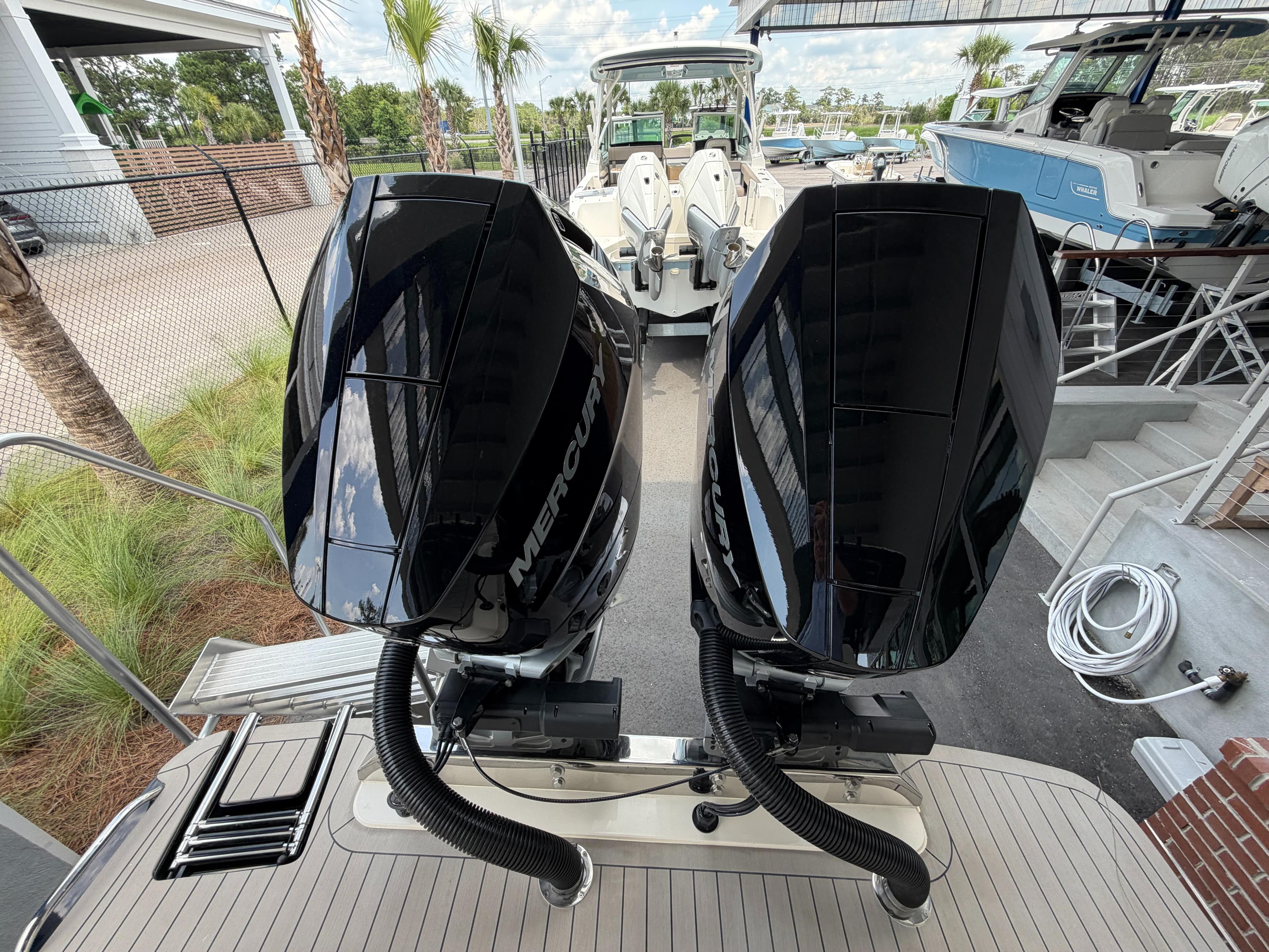 2027 Scout Boats 305 LXF zum Verkauf in Charleston, SC Center Console 3