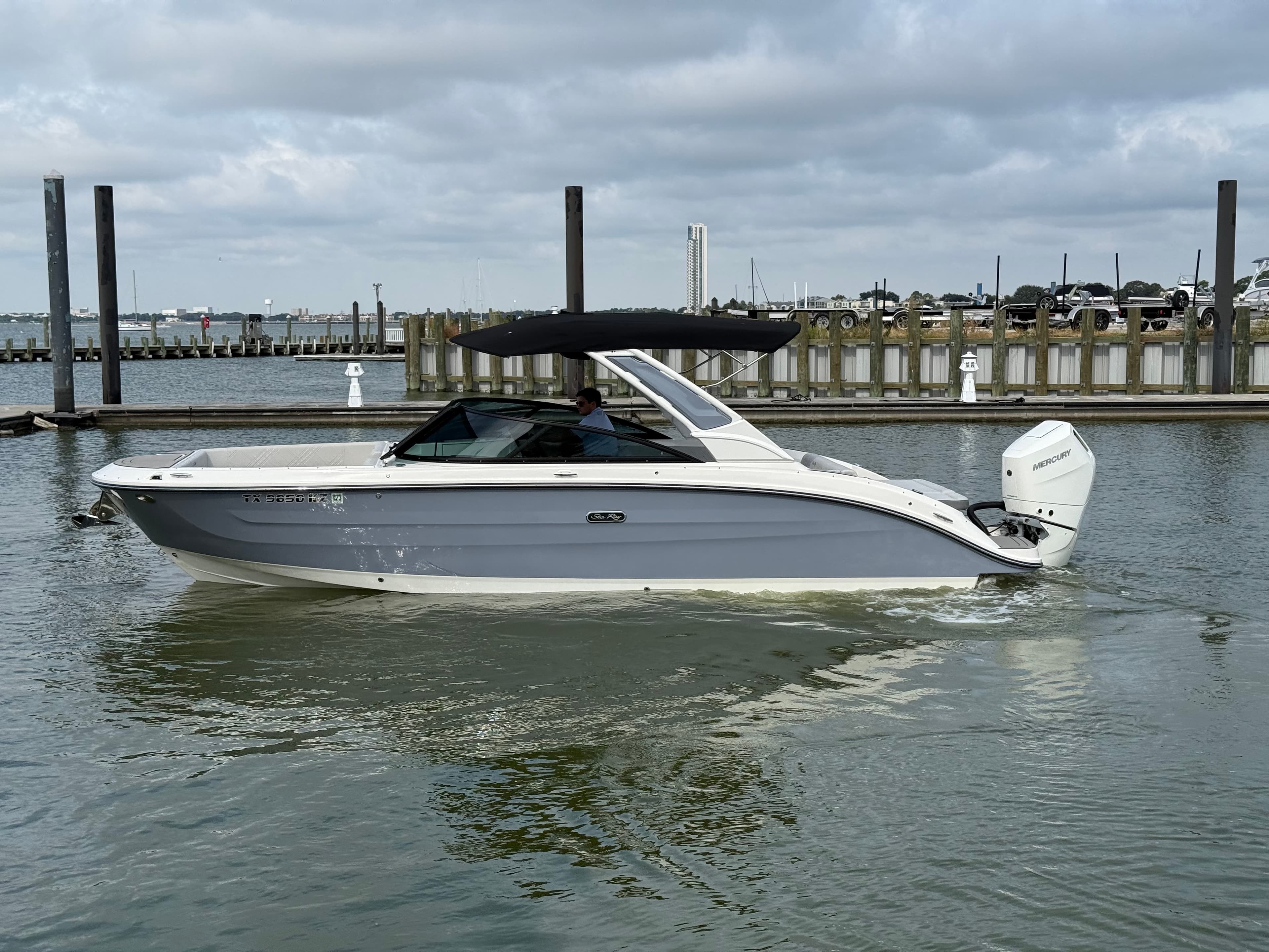 2025 Sea Ray SDX 270 Outboard for Sale in Seabrook, TX Bowrider