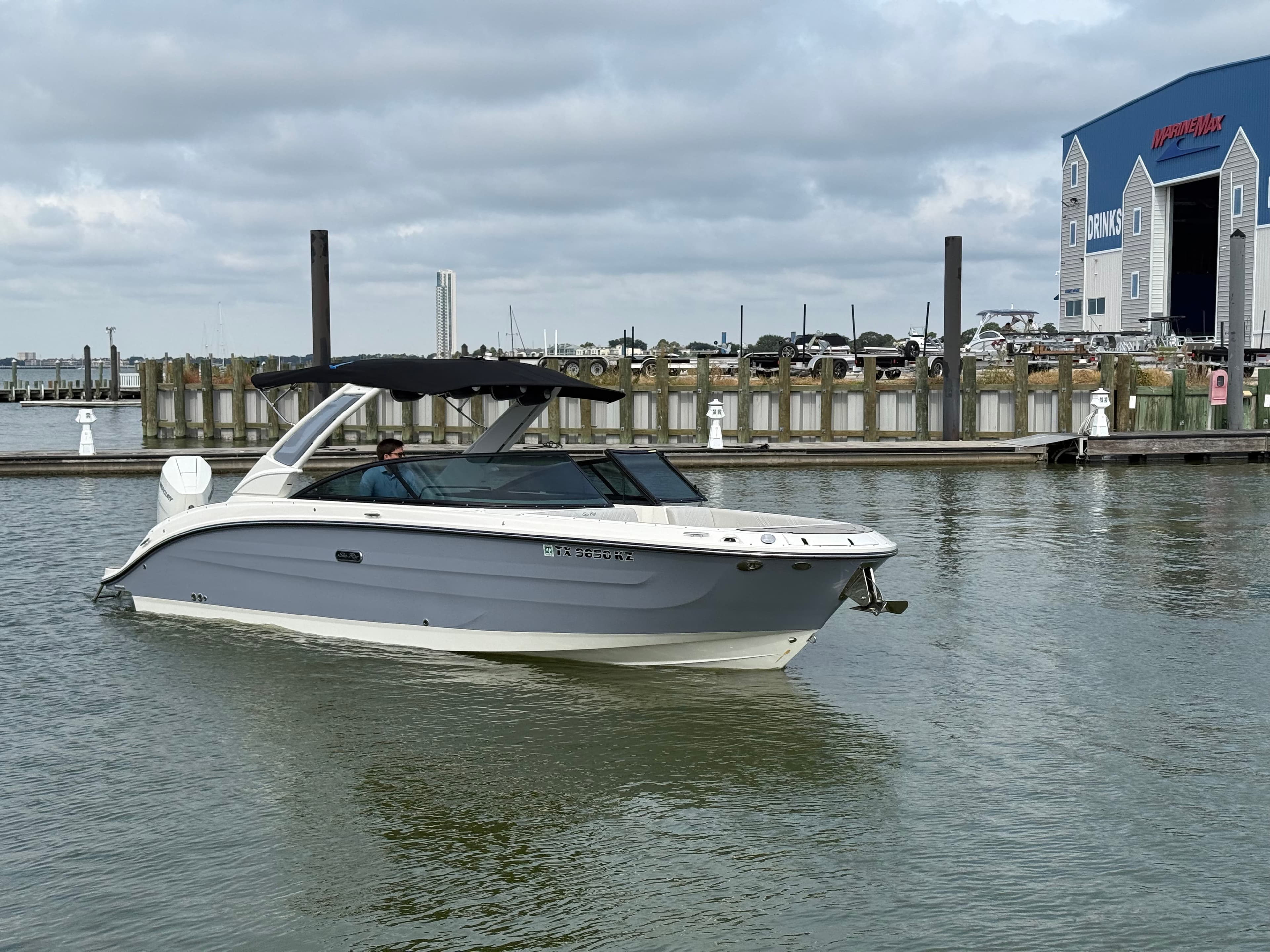 2025 Sea Ray SDX 270 Outboard for Sale in Seabrook, TX Bowrider 5