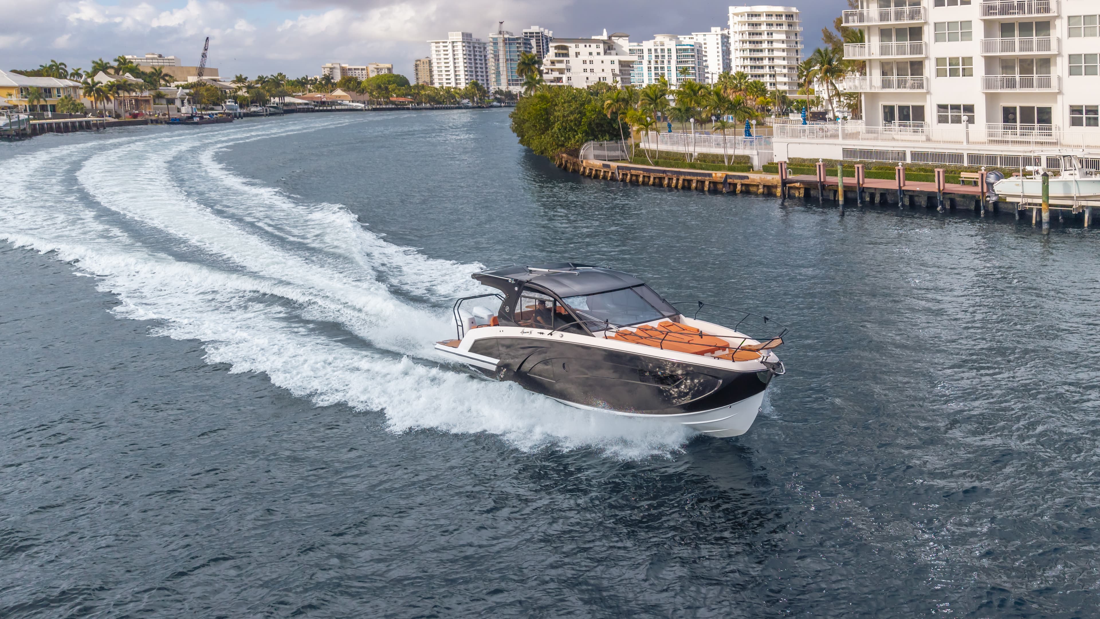 2026 Hanover Yachts 387 a la venta en Tampa, Florida Aft Cabin