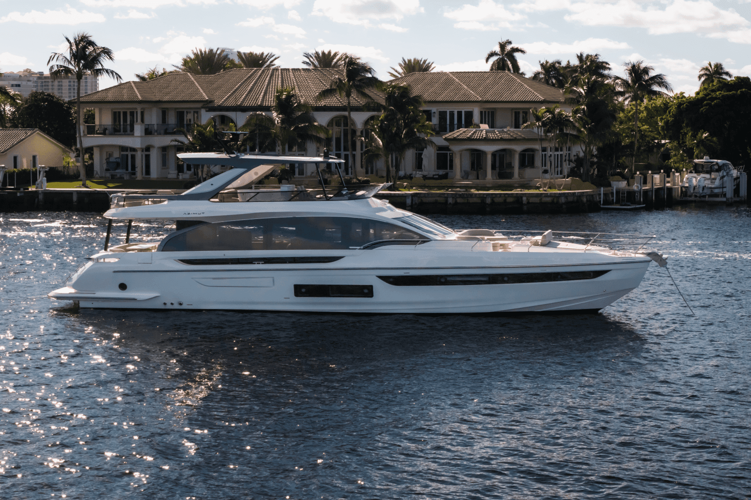 2026 Azimut Fly 72 zum Verkauf in Dania Beach, FL Flybridge 2