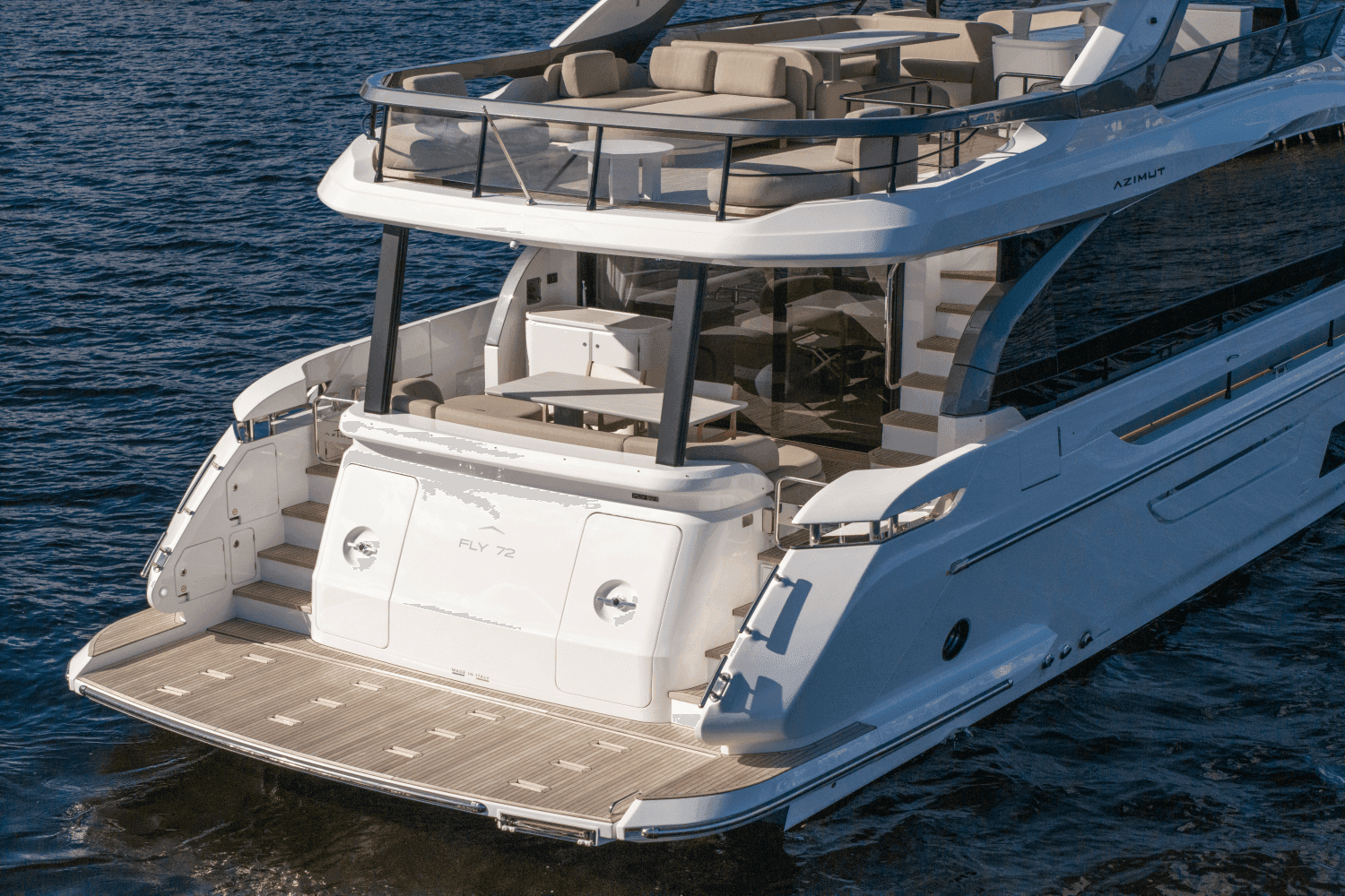2026 Azimut Fly 72 zum Verkauf in Dania Beach, FL Flybridge 3