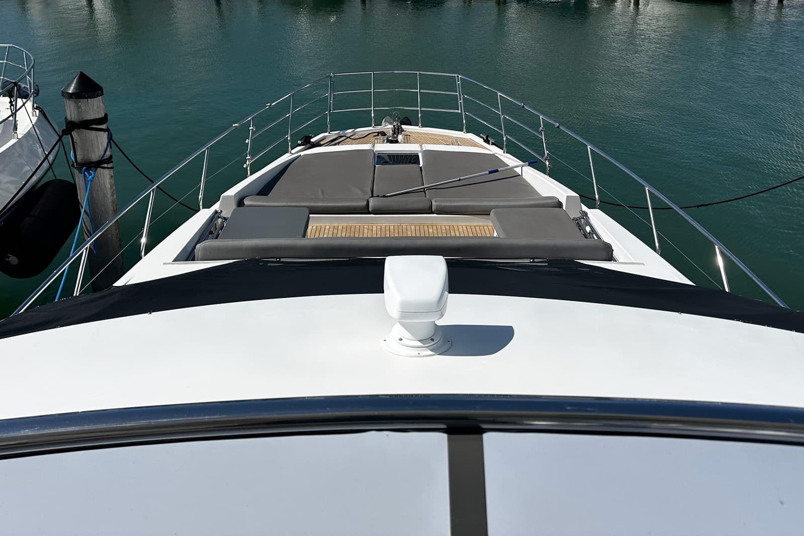 2018 Azimut 66 Flybridge for Sale in Miami, Florida Flybridge 3
