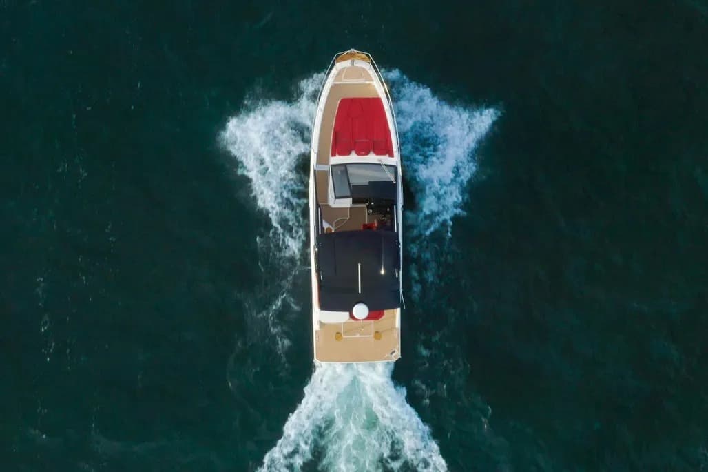 2027 Hanover Yachts 387 a la venta en Newport, Rhode Island Aft Cabin 3